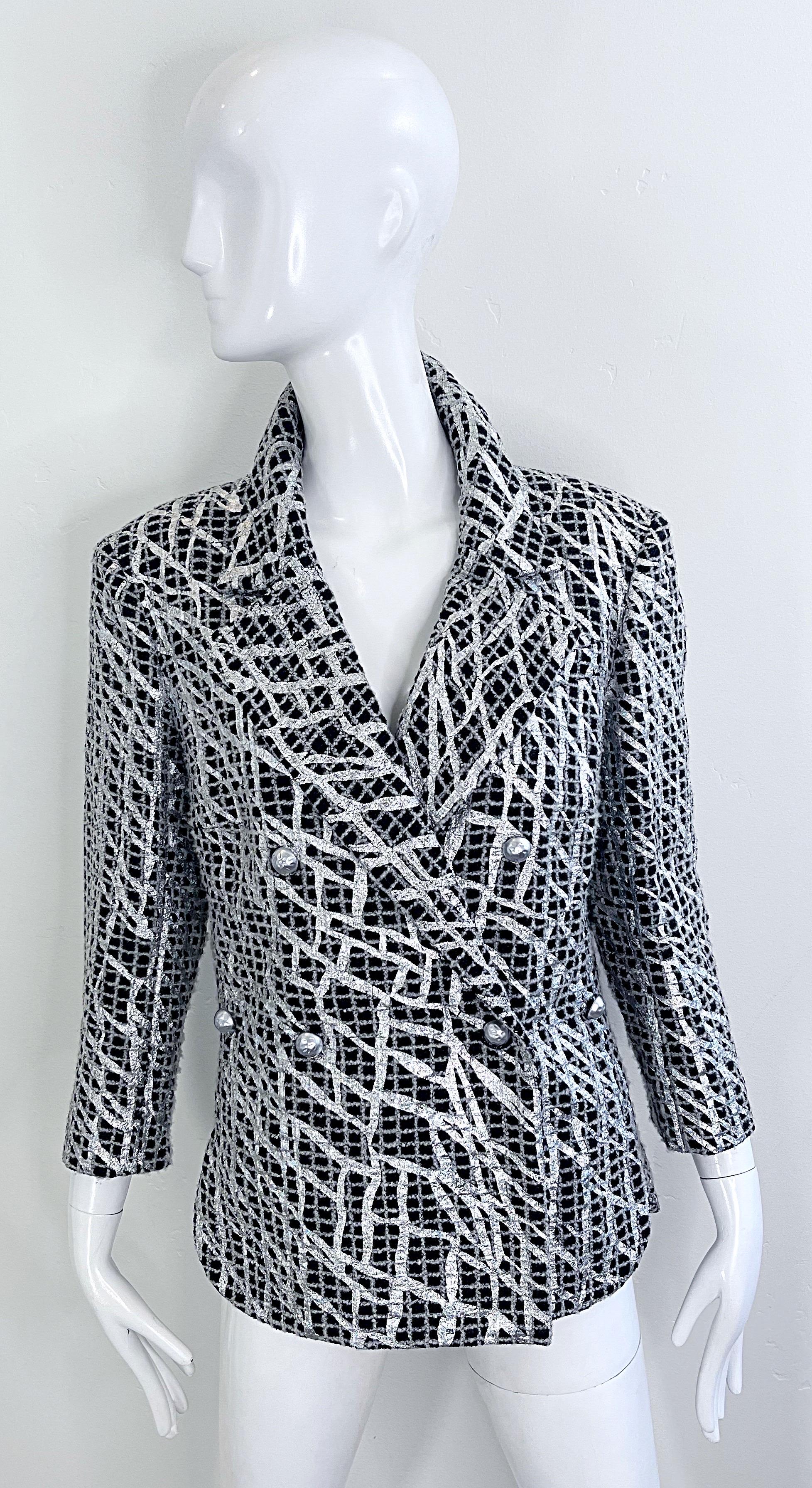 Chanel Spring 2012 Karl Lagerfeld Black White Silver Size 44 Hand Painted Blazer For Sale 10