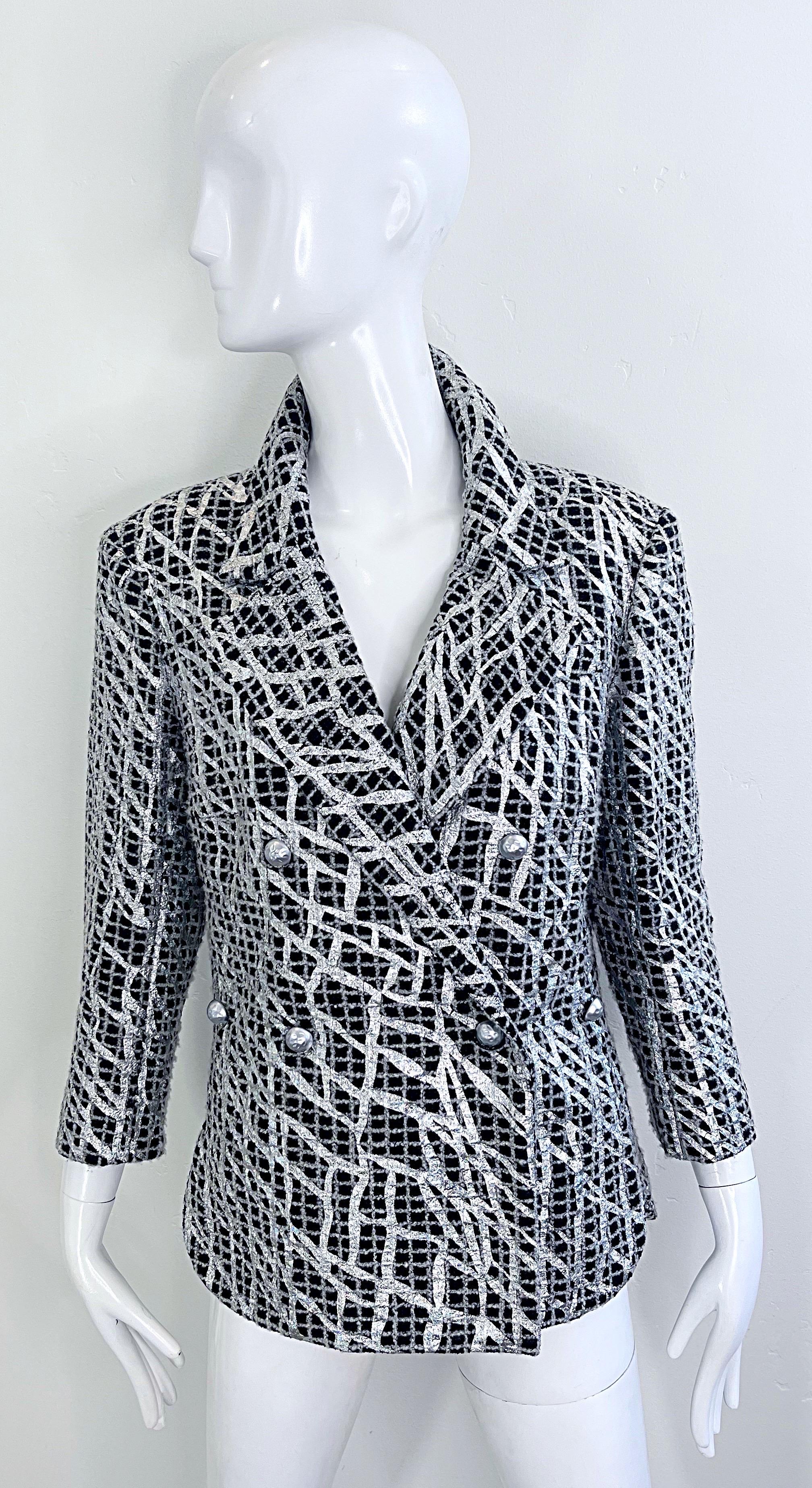 Chanel Spring 2012 Karl Lagerfeld Black White Silver Size 44 Hand Painted Blazer For Sale 15
