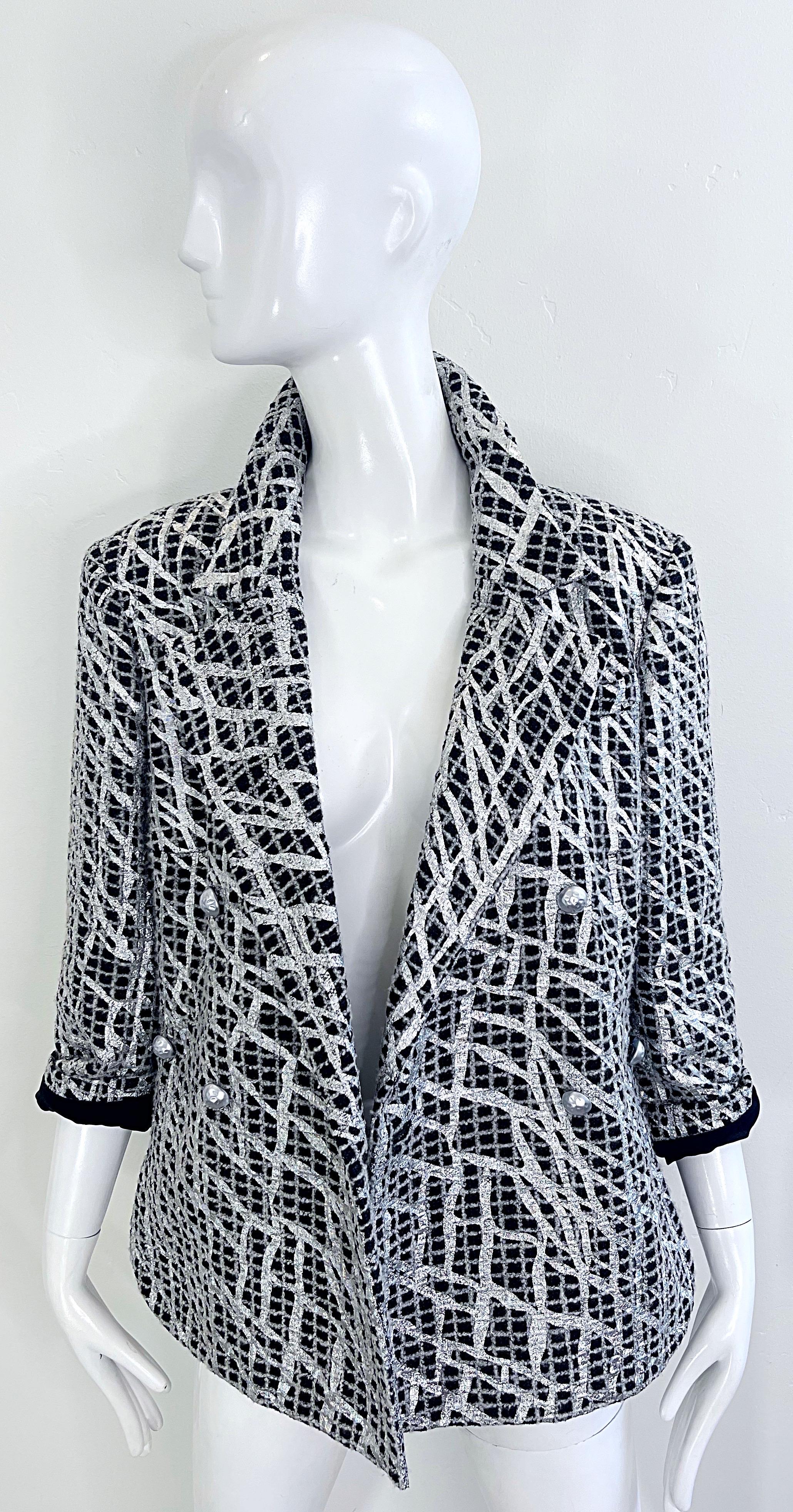 Chanel Spring 2012 Karl Lagerfeld Black White Silver Size 44 Hand Painted Blazer For Sale 2
