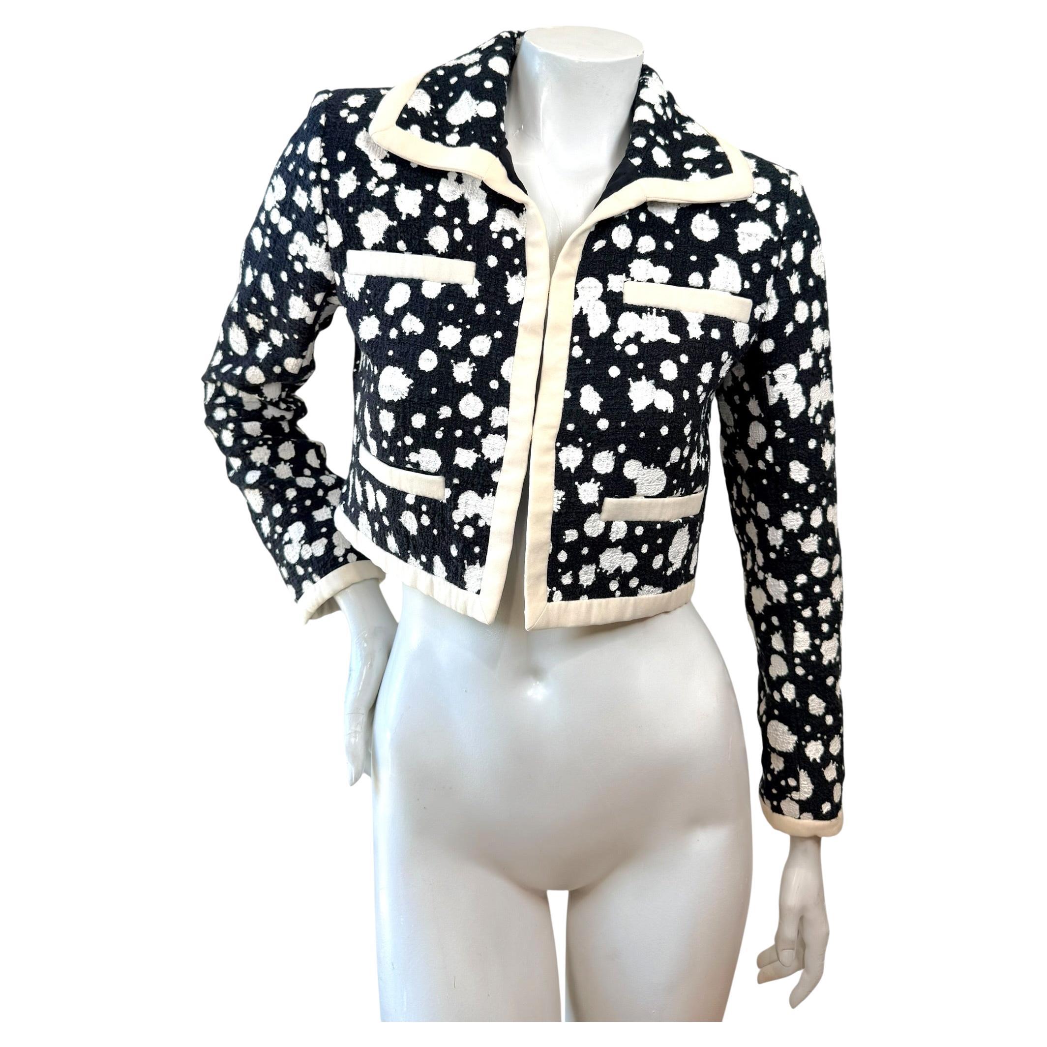 Chanel Spring 2015 Black White Bouclé Cropped Jacket FR38 Runway Style