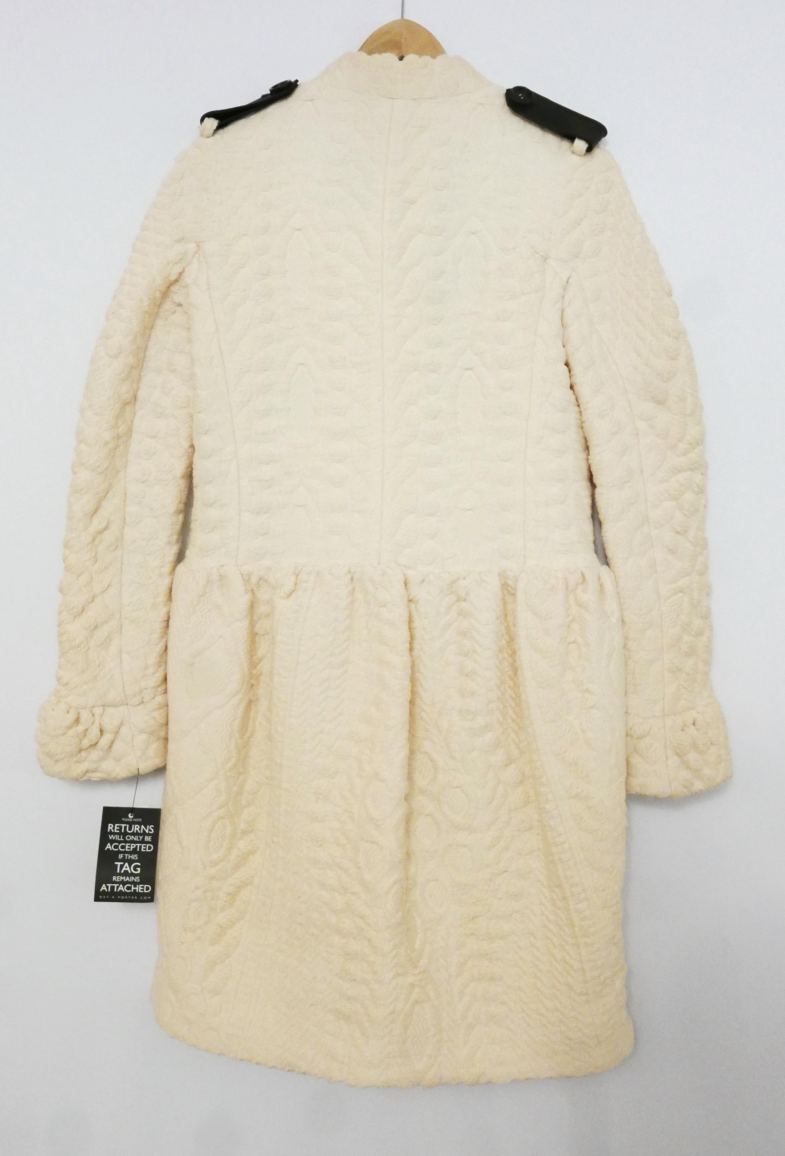 Burberry Prorsum AW11 Cable Knit Trench Coat In New Condition For Sale In London, GB
