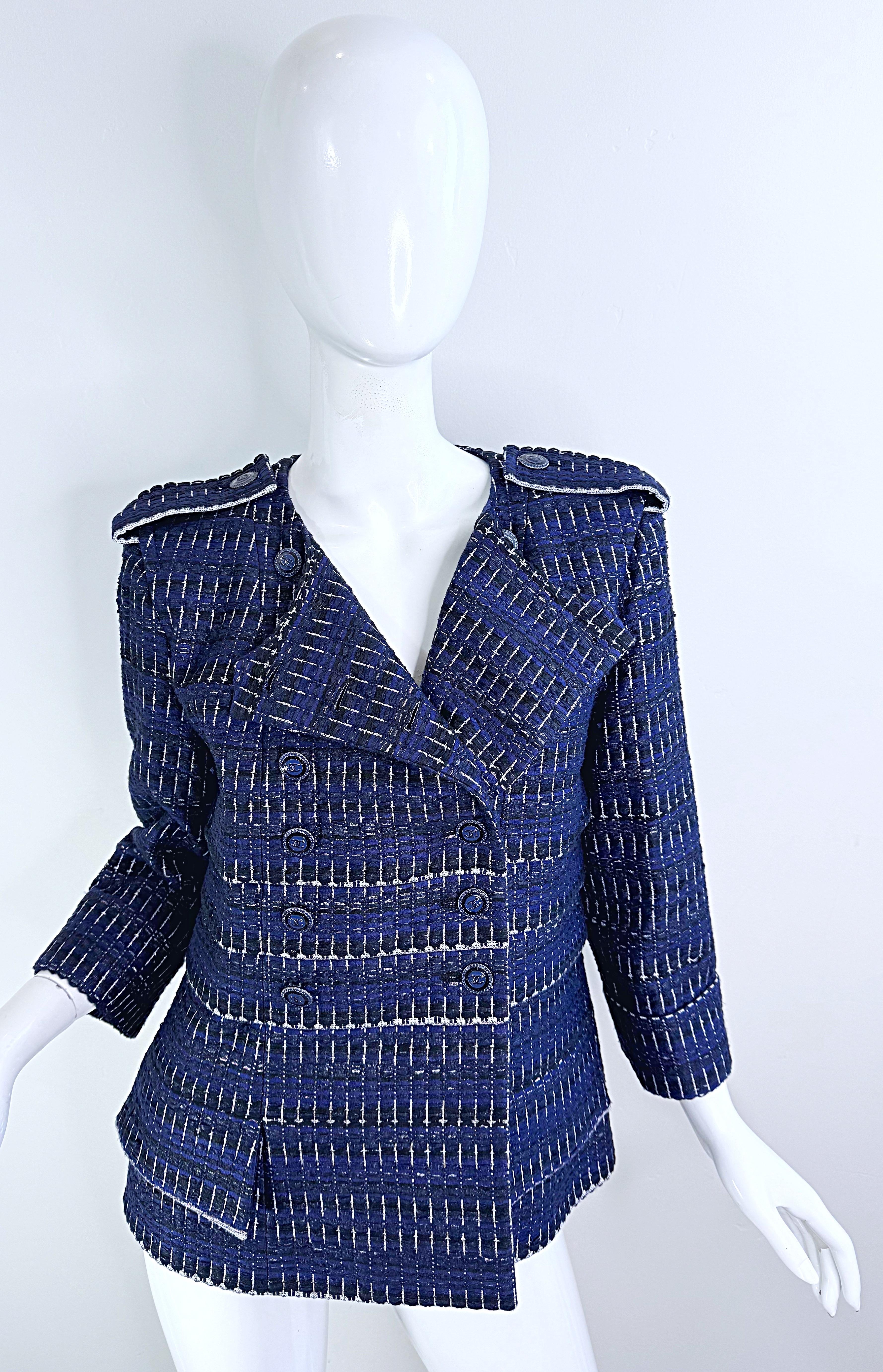 Chanel Spring 2016 Navy Blue Fantasy Tweed Size 42 Metallic Jacket For Sale 8