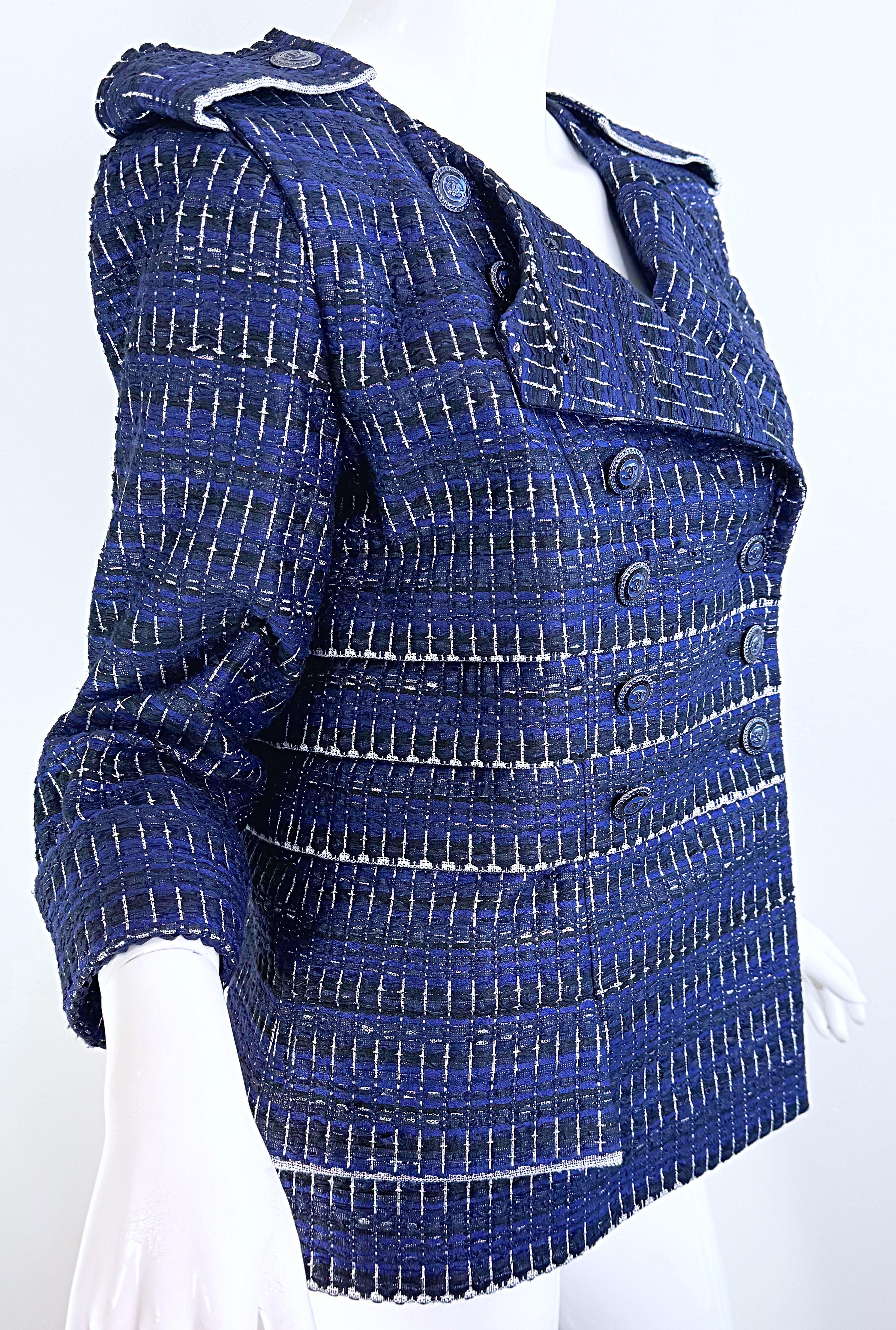 Chanel Spring 2016 Navy Blue Fantasy Tweed Size 42 Metallic Jacket For Sale 10