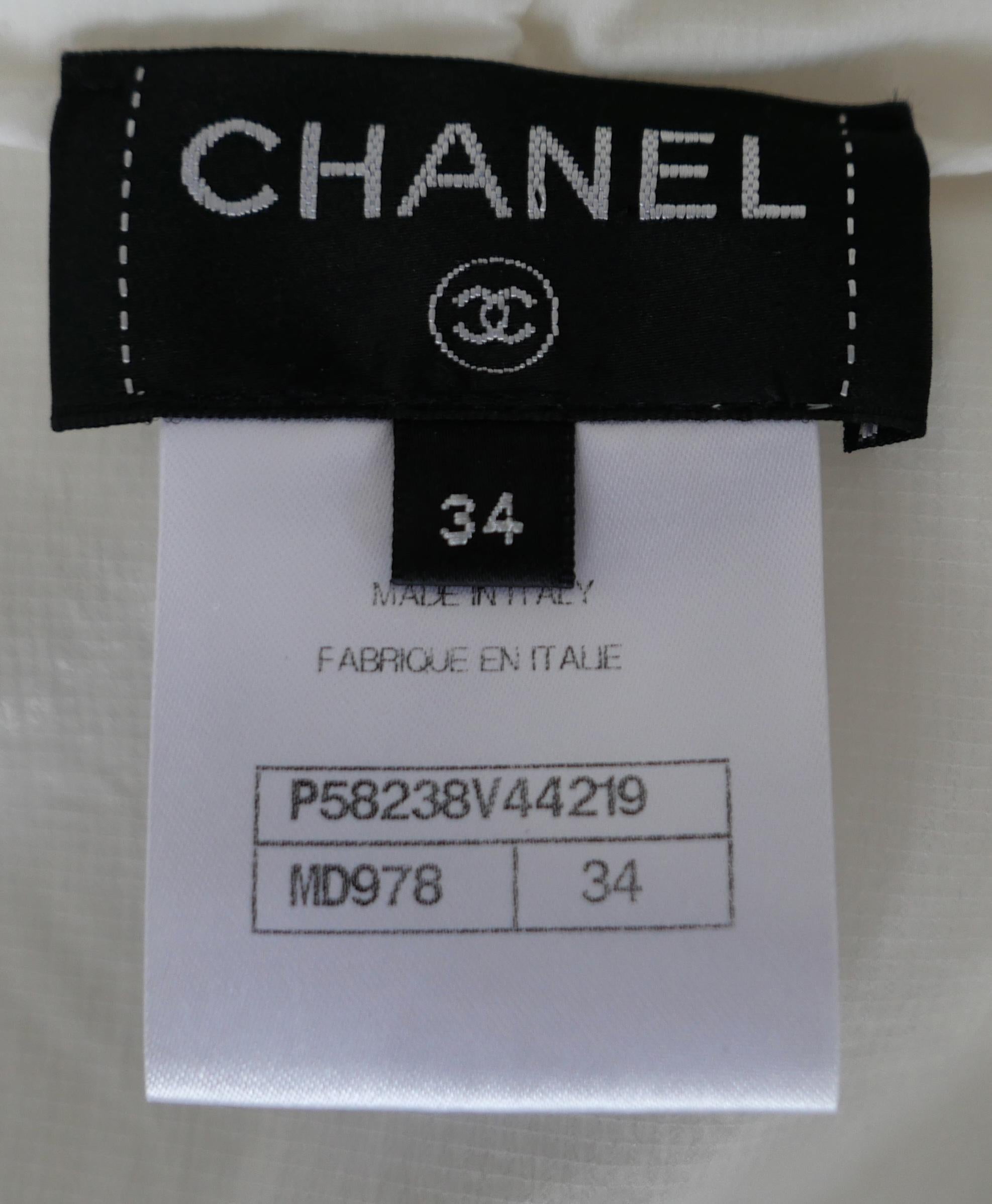 Chaqueta Cortavientos Chanel Primavera 2018 con Apliques CC en venta 3