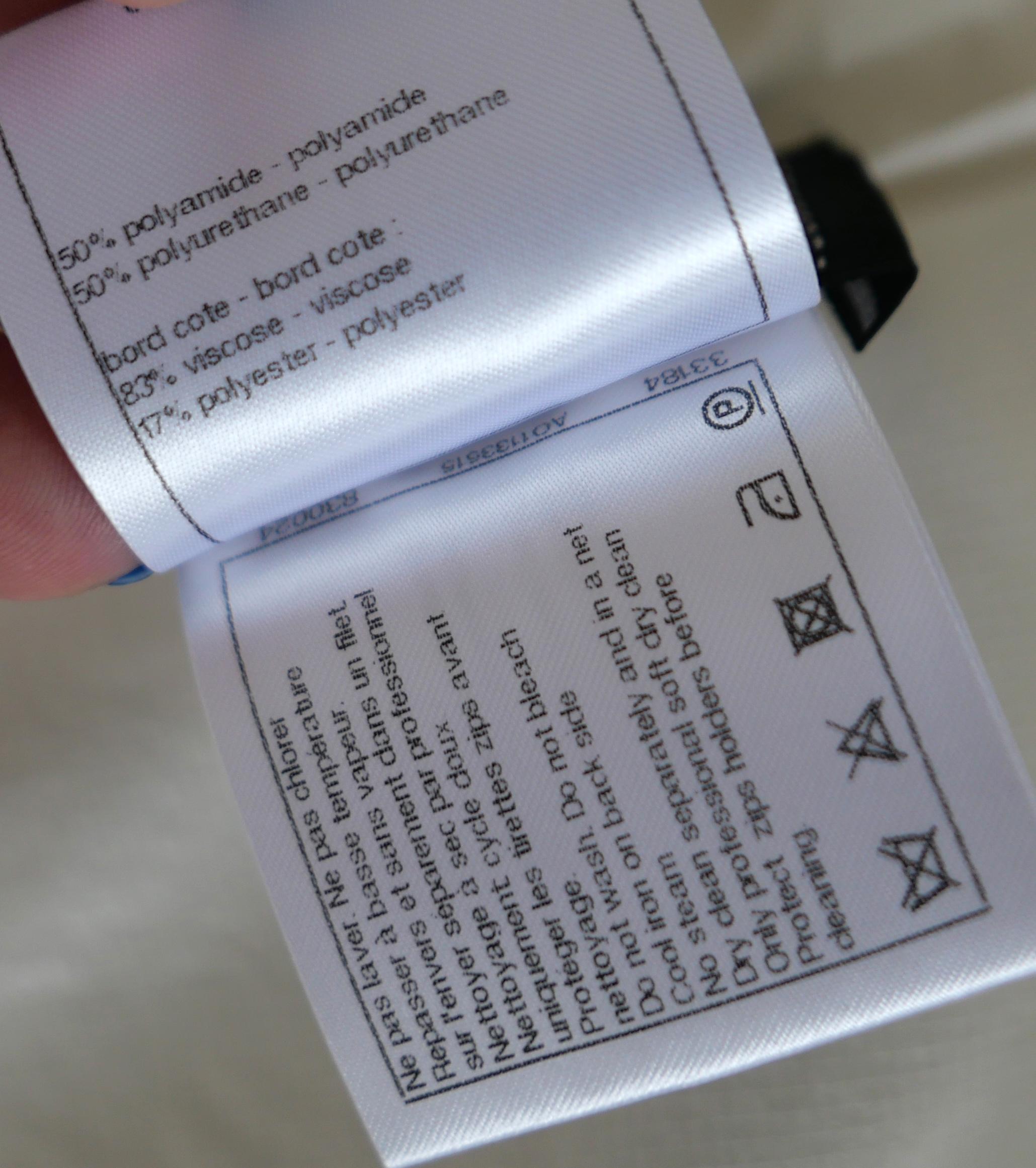 Chaqueta Cortavientos Chanel Primavera 2018 con Apliques CC en venta 4