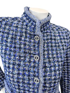 Chanel Spring 2020 Blue Tweed CC Button Jacket Size 34 NWT