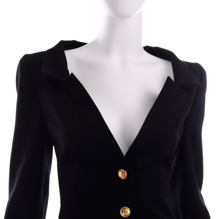 Chanel Spring Summer 2001 Black Wool Blazer Jacket At 1stdibs It's one in which he achieved a perfect balance between past and present; chanel spring summer 2001 black wool blazer jacket