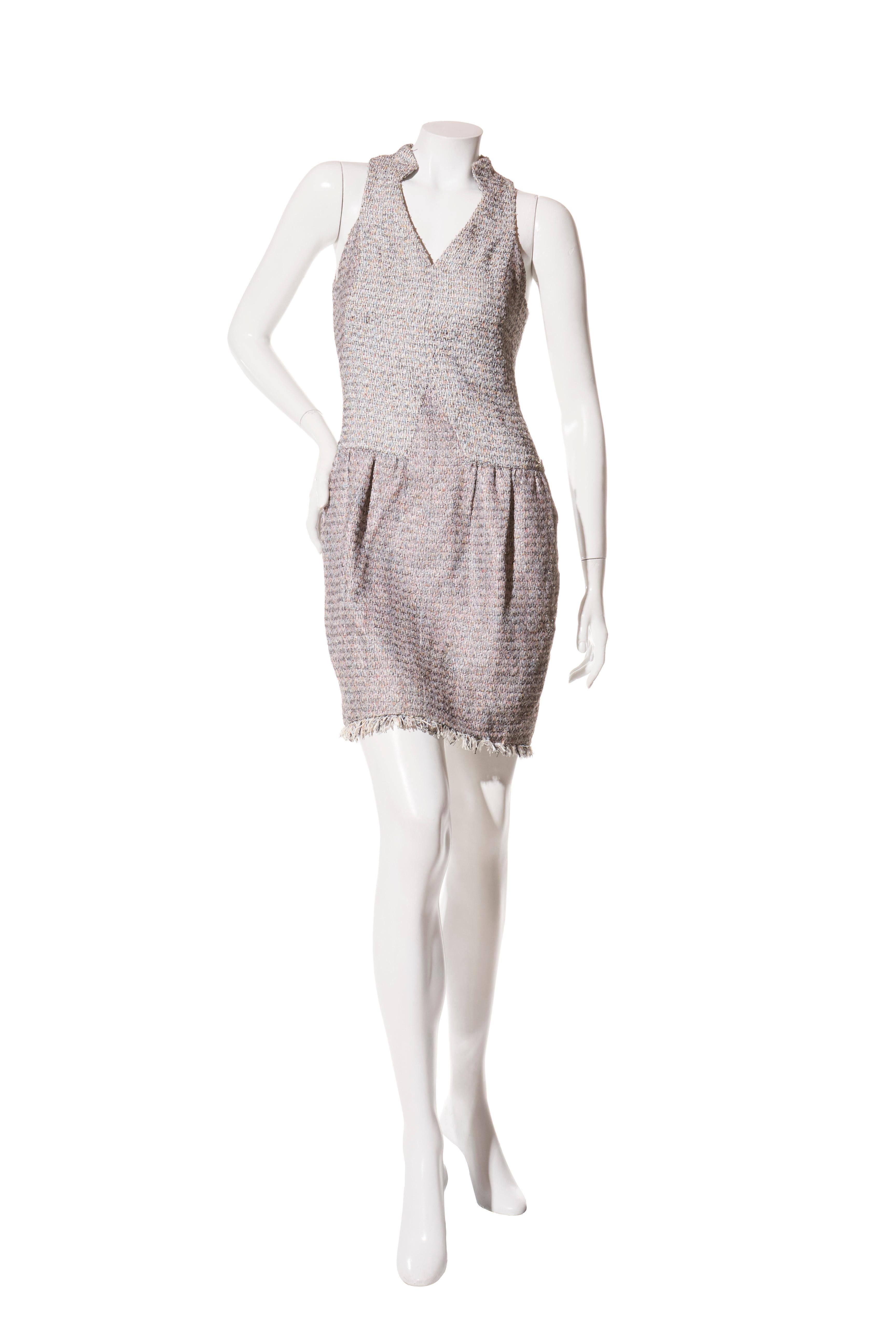 Chanel Primavera/Verano 2010 Conjunto de vestido y chaqueta de tweed en tonos pastel FR 36 / US 4 en venta 2