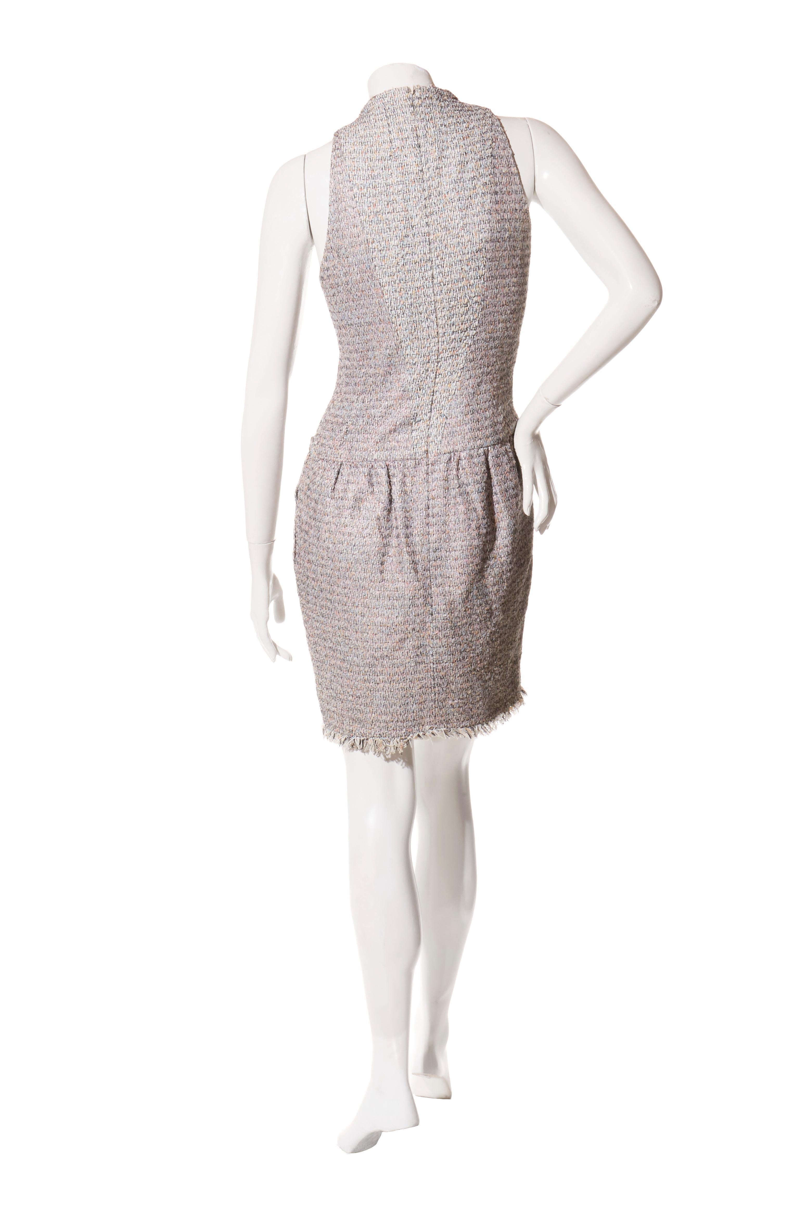 Chanel Primavera/Verano 2010 Conjunto de vestido y chaqueta de tweed en tonos pastel FR 36 / US 4 en venta 3