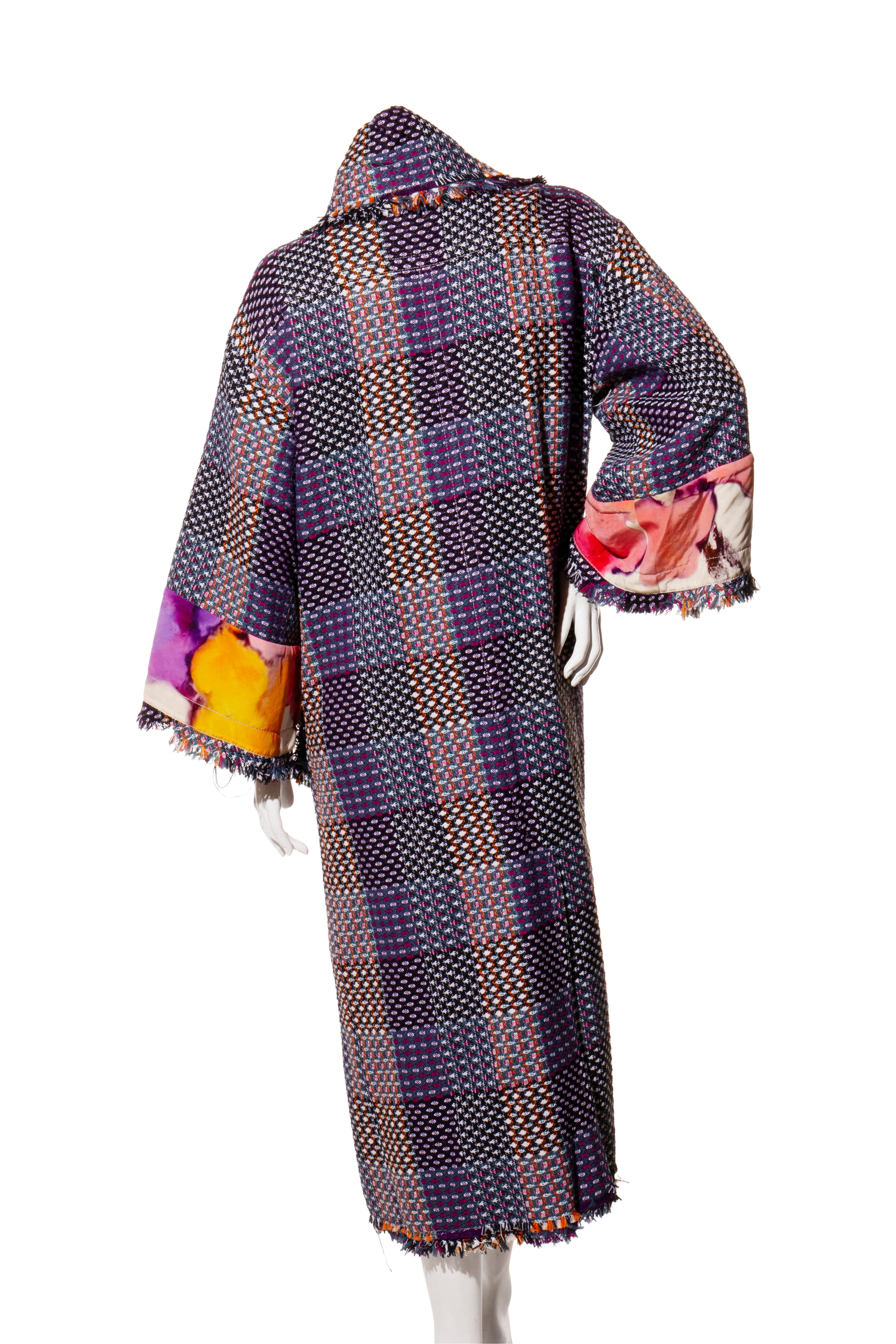 Women's Chanel Spring/Summer 2015 Runway Reversible Crepe de Chine & Tweed Coat Size 36 For Sale