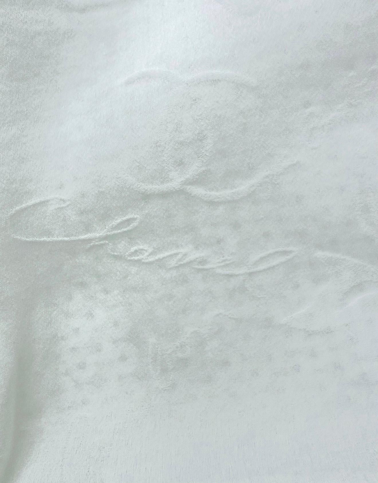 CHANEL Frühjahr/Sommer 2018 Schillerndes weißes Pailletten-Minikleid im Angebot 6