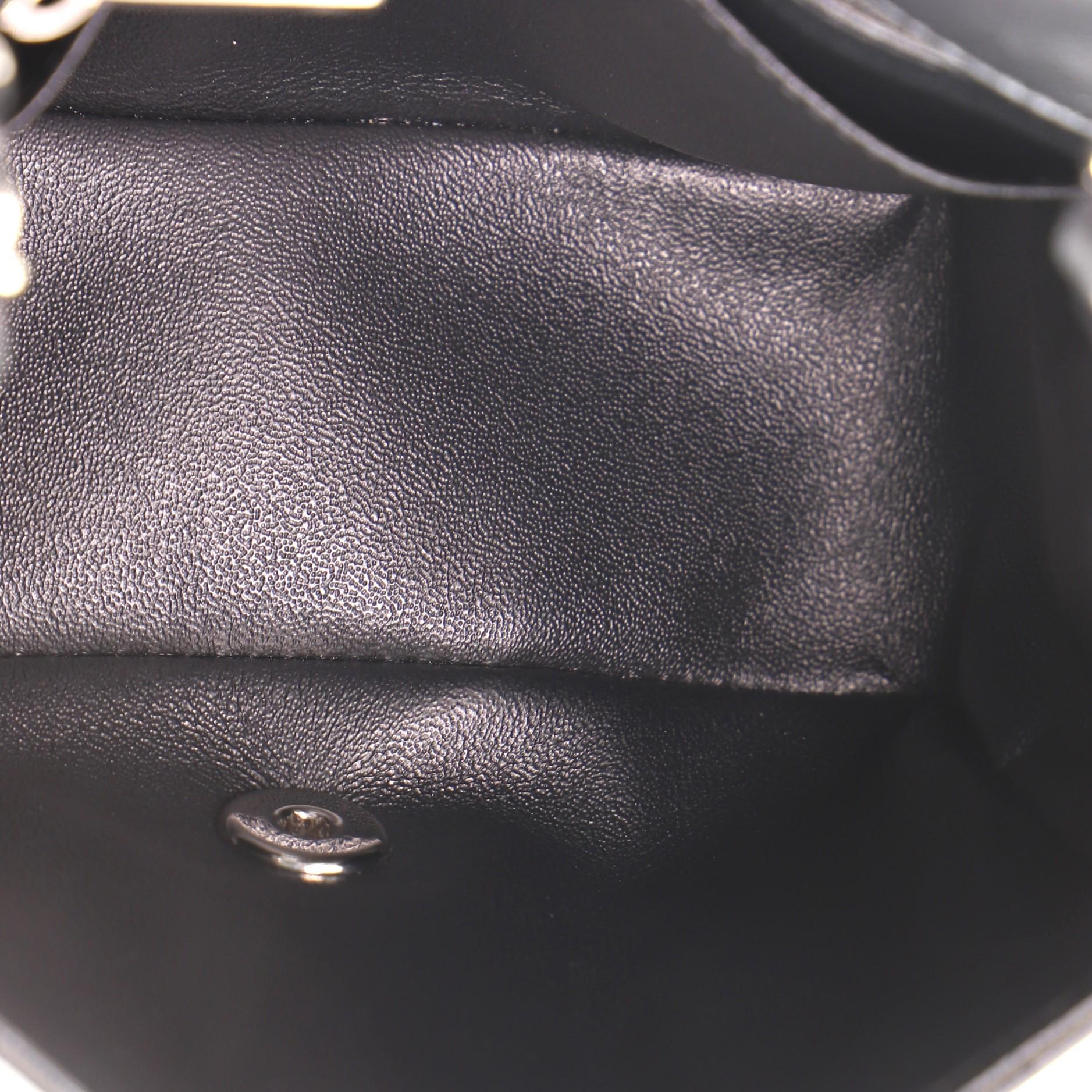 Chanel Square Classic Single Flap Bag Chevron Lambskin Mini In Good Condition In NY, NY