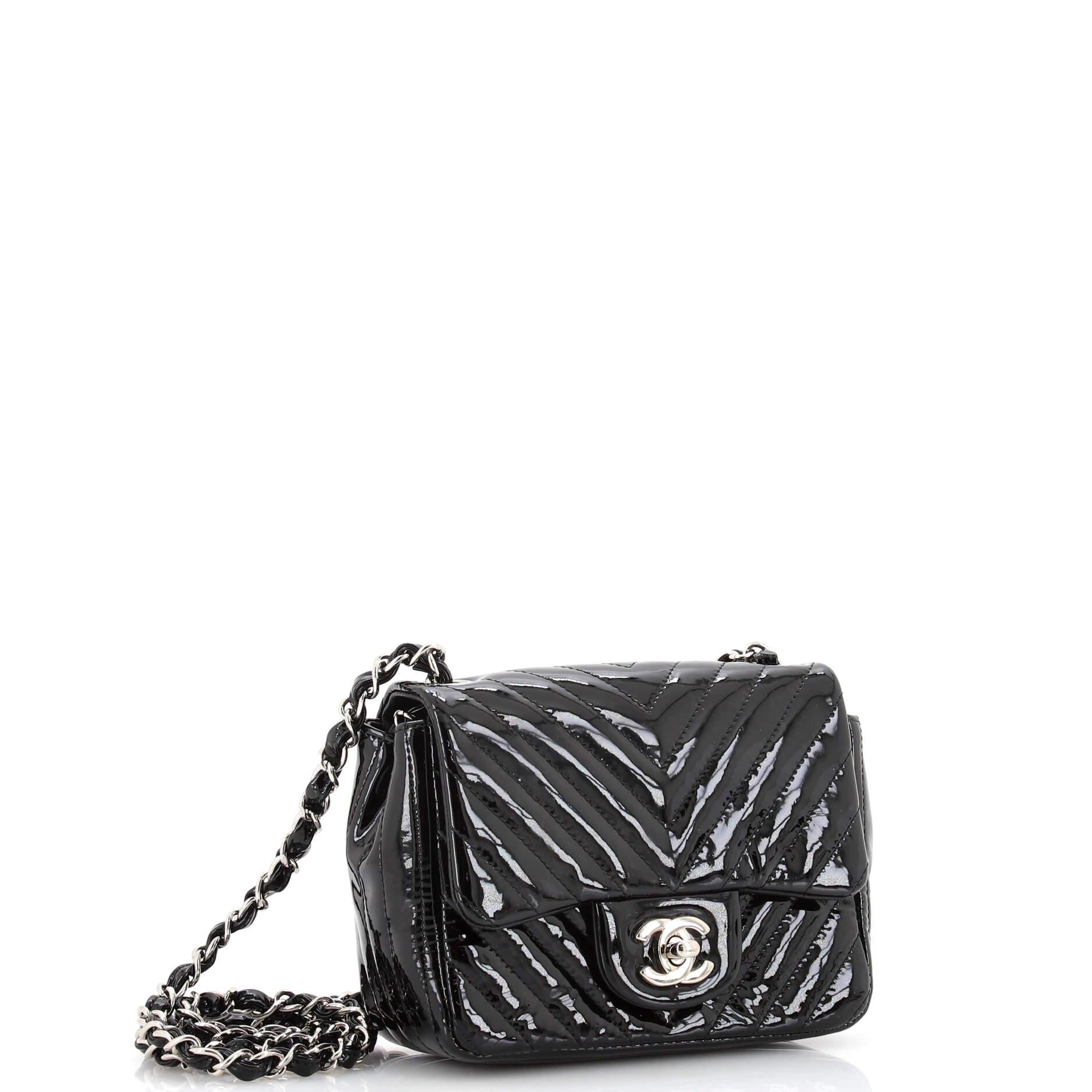 Chanel Square Classic Single Flap Bag Chevron Patent Mini In Good Condition For Sale In NY, NY