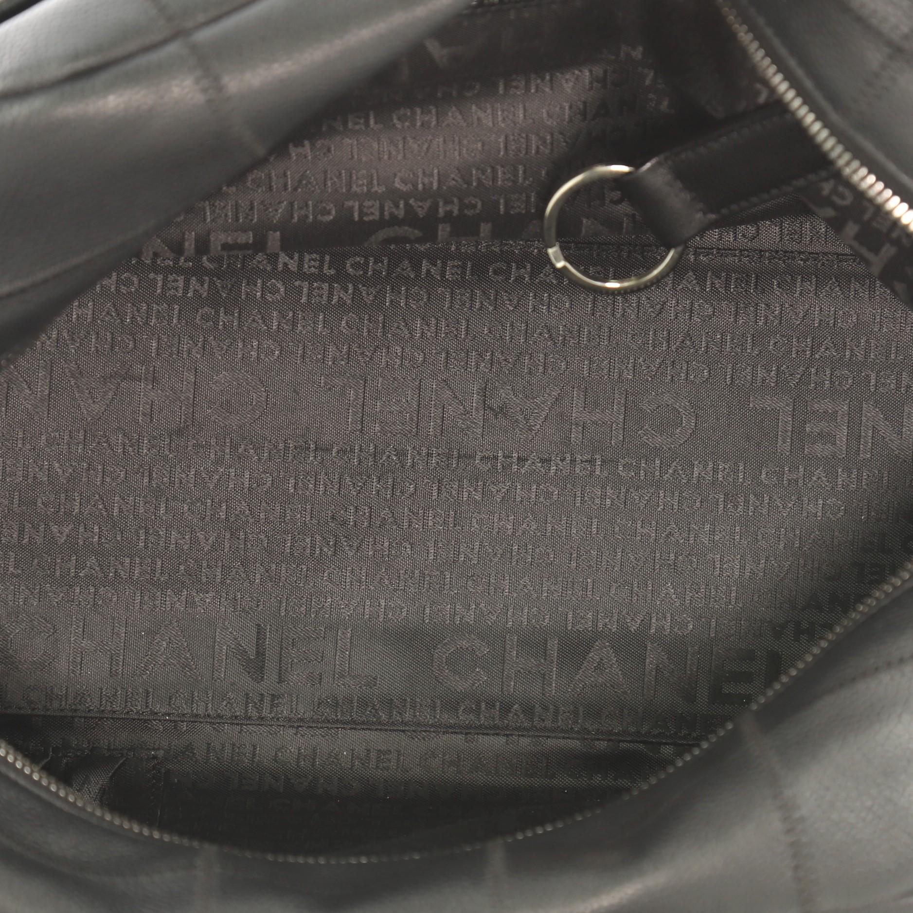 Chanel Square Stitch Bowler Bag Quilted Caviar Medium In Good Condition In NY, NY