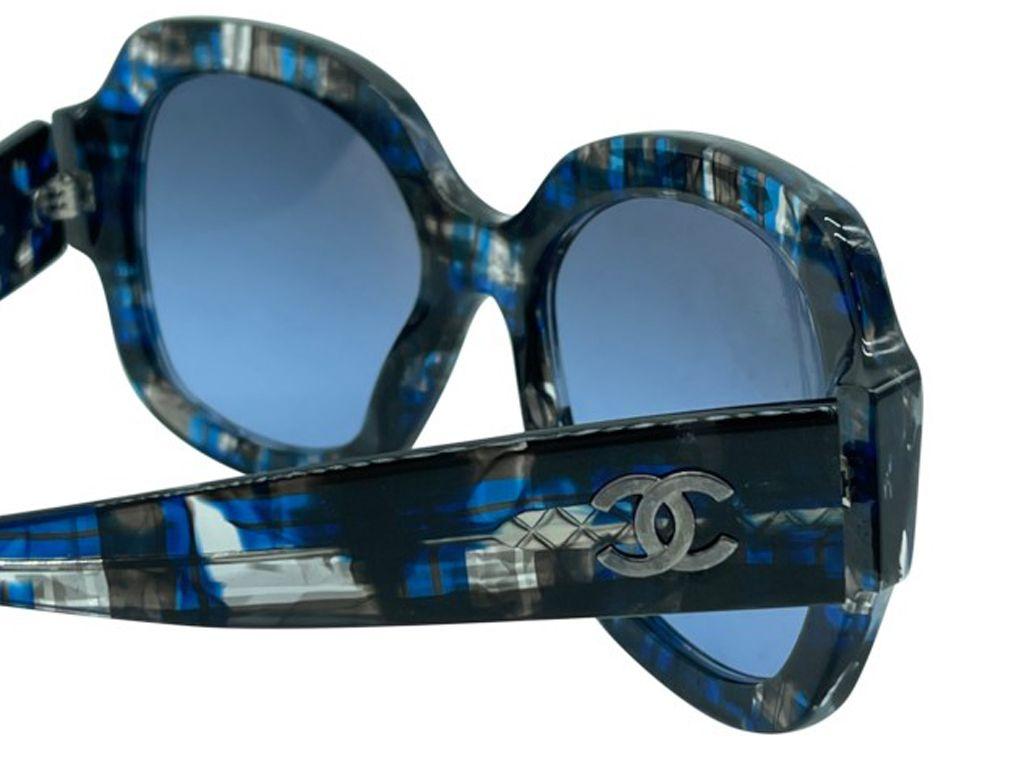 Chanel Square Sunglasses In Excellent Condition For Sale In London, GB