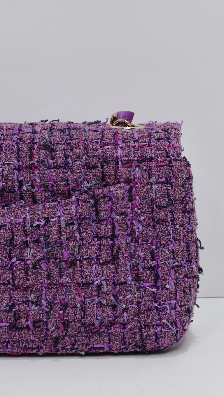 Small round bag, Lambskin & gold-tone metal, purple — Fashion
