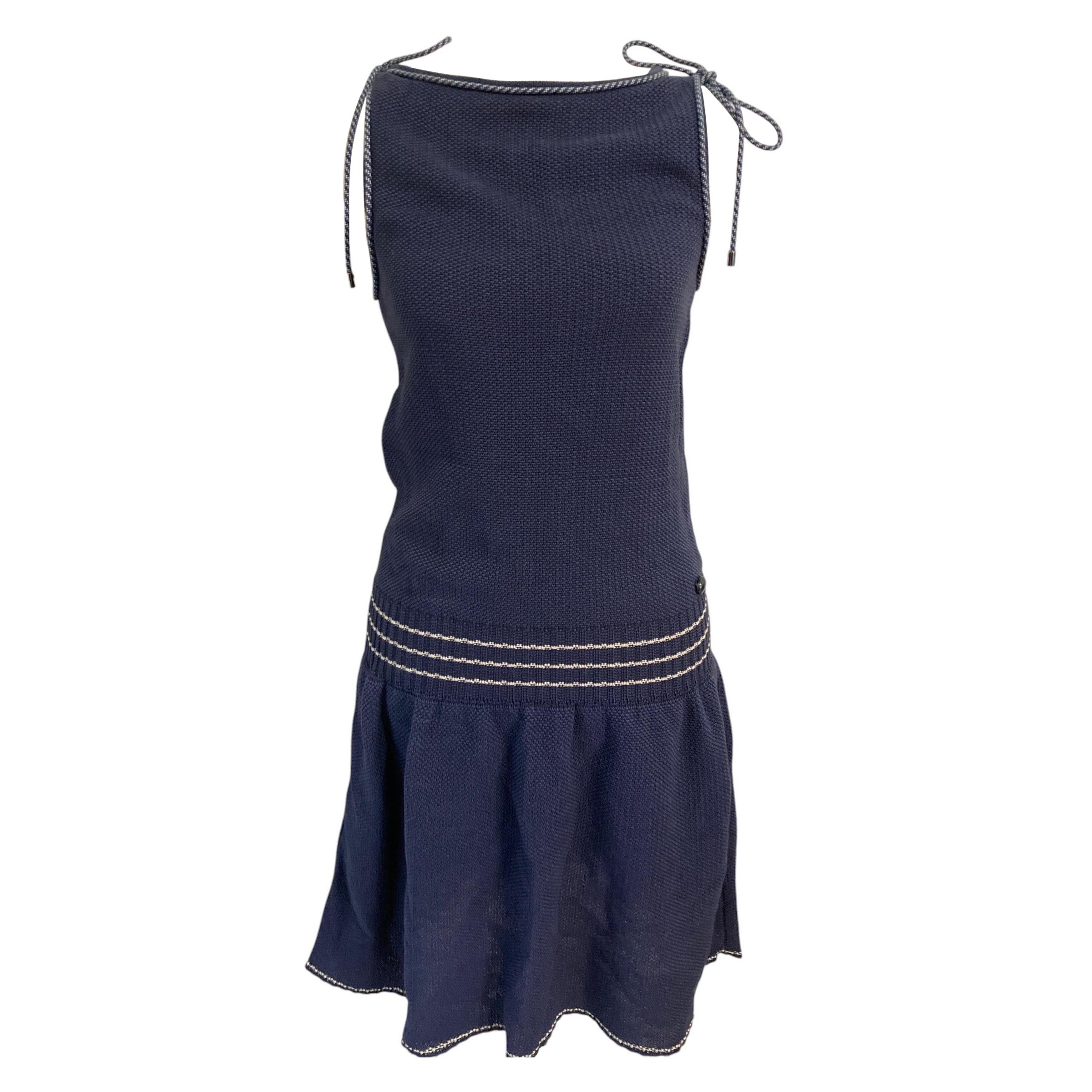 CHANEL SS15 Marineblaues Strickjachtkleid FR 34 Corde verschönert Drop Waist CC
