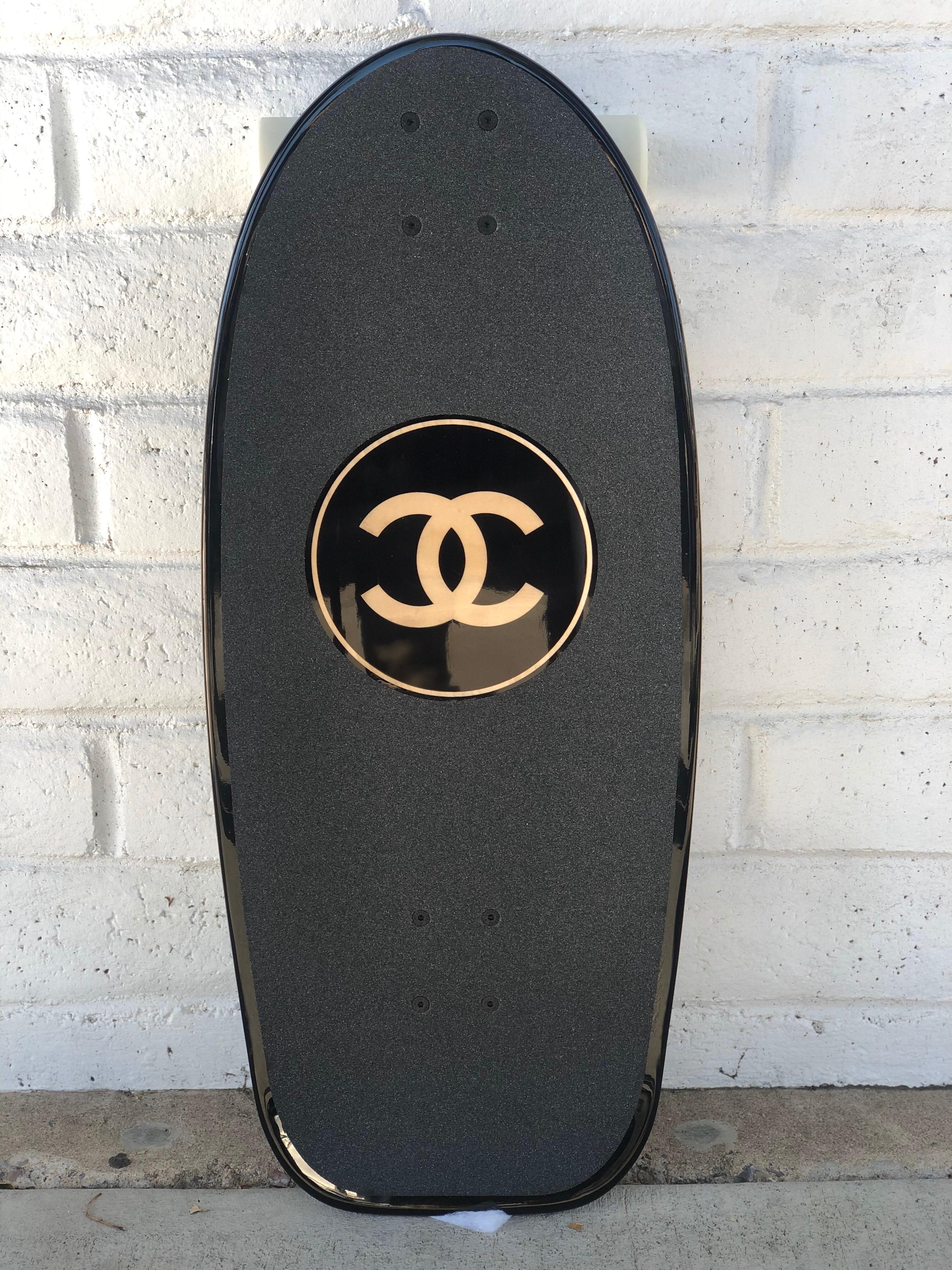 Women's or Men's Chanel SS19 Skateboard  For Sale