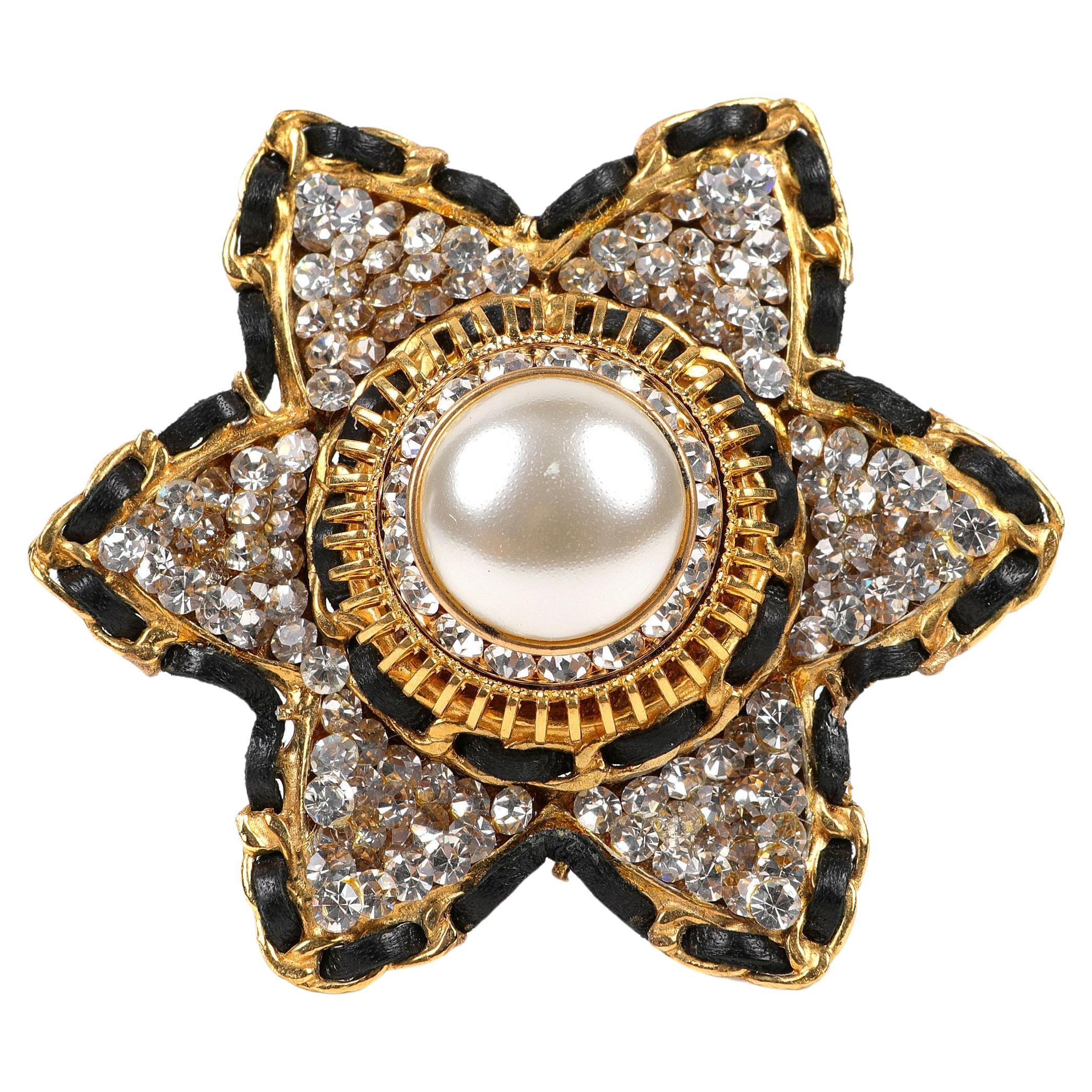 Chanel Star Shaped Pearl and Crystal Brooch For Sale