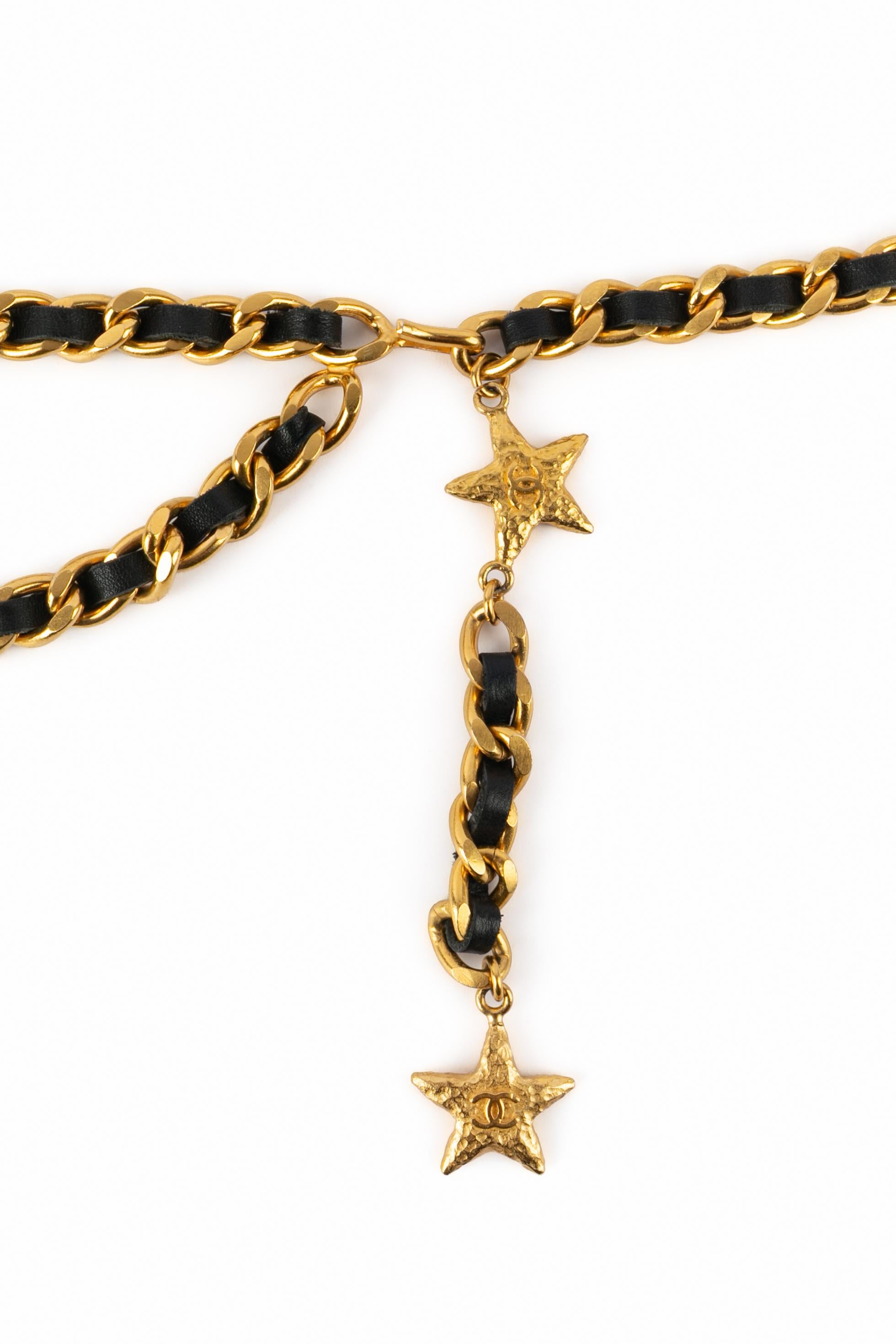 Cinturón estrellado Chanel 1995 en venta 2