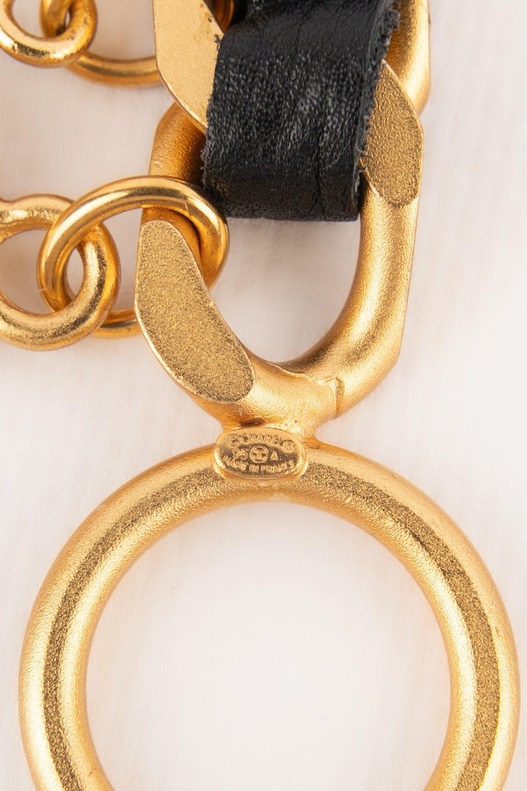 Chanel Pulsera Estrellada con Charms, 1995 en venta 1