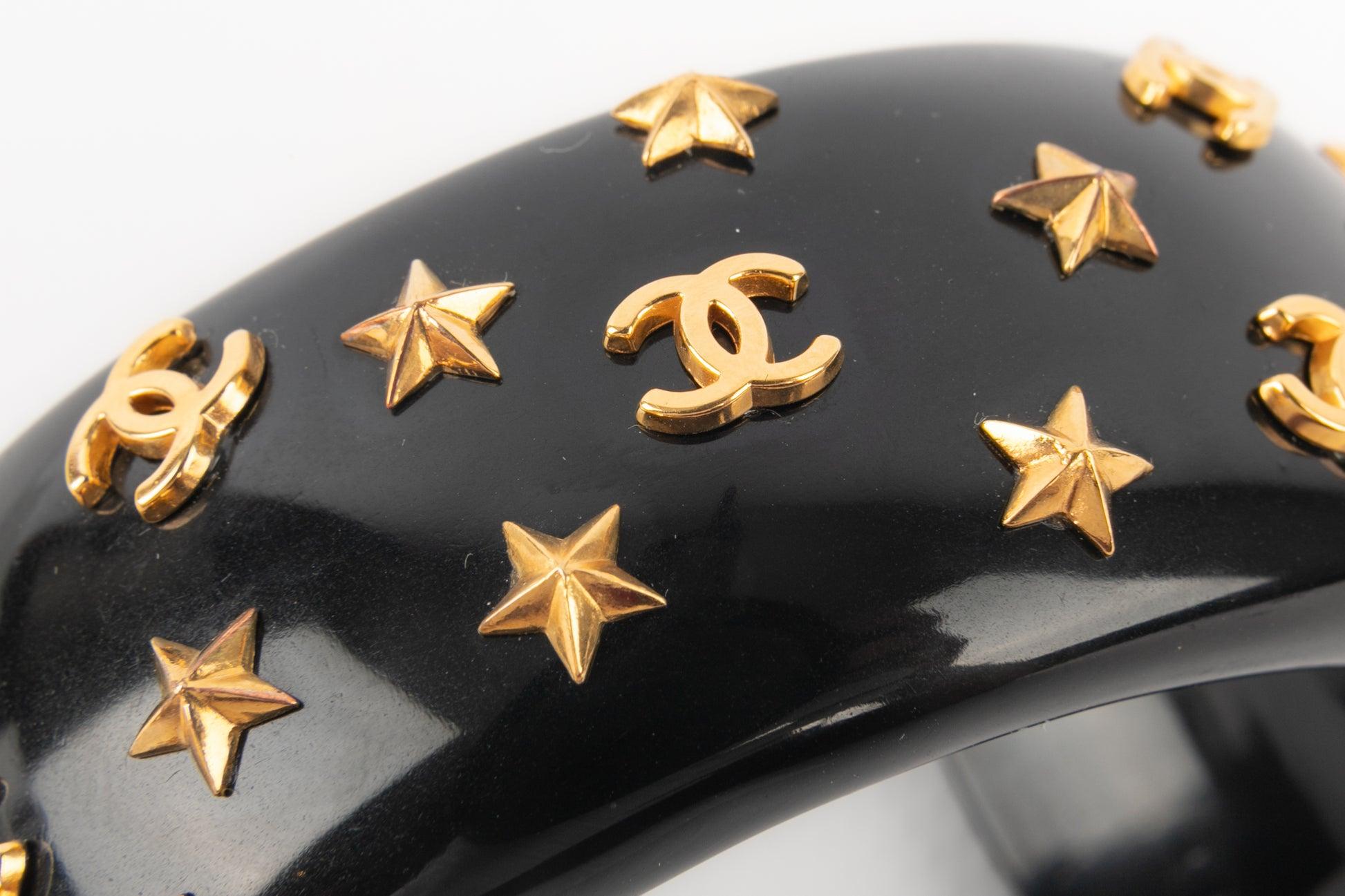 Chanel Starry Cuff Bracelet with Black Bakelite, 1995 For Sale 1