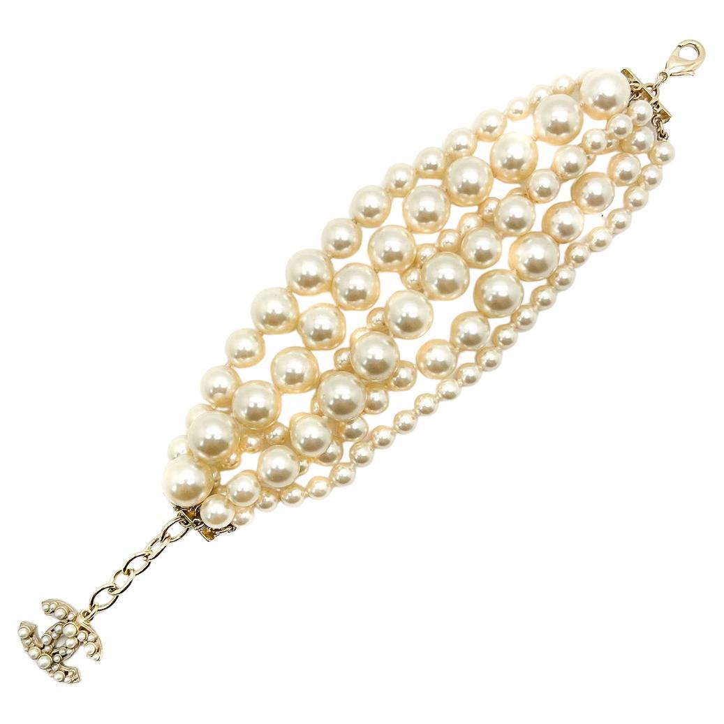 Chanel Statement Pearl Torsade CC Logo Bracelet 2014 For Sale