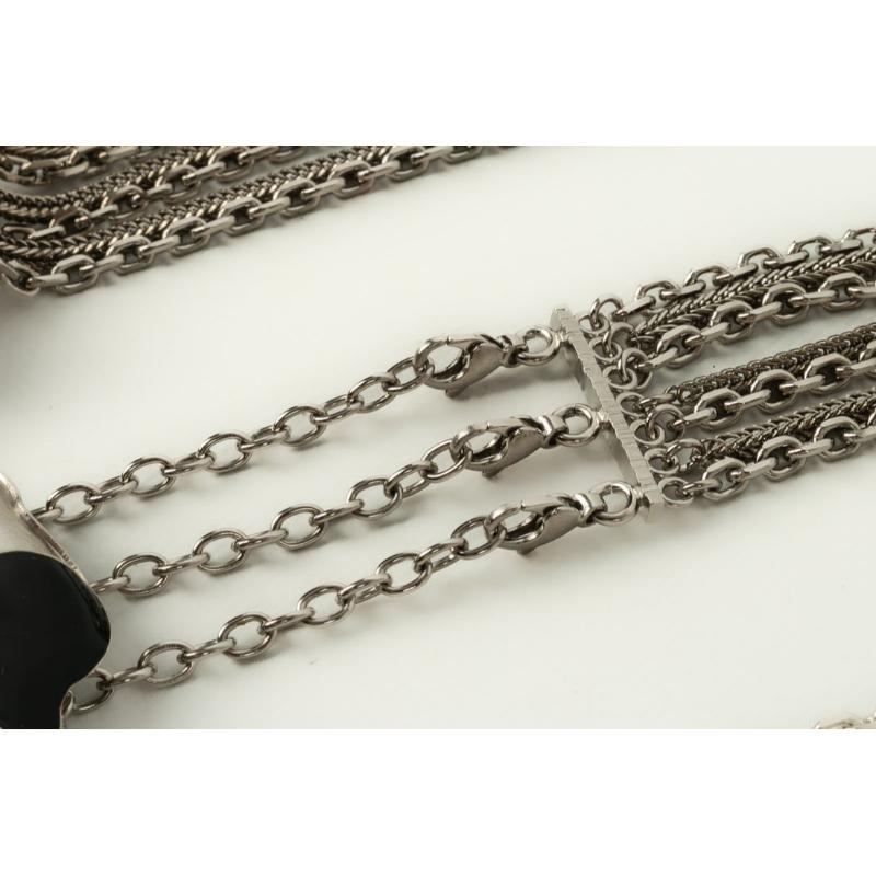 Bracelets Chanel en chaîne argentée, cuir noir et camélia Printemps 2007 en vente 2