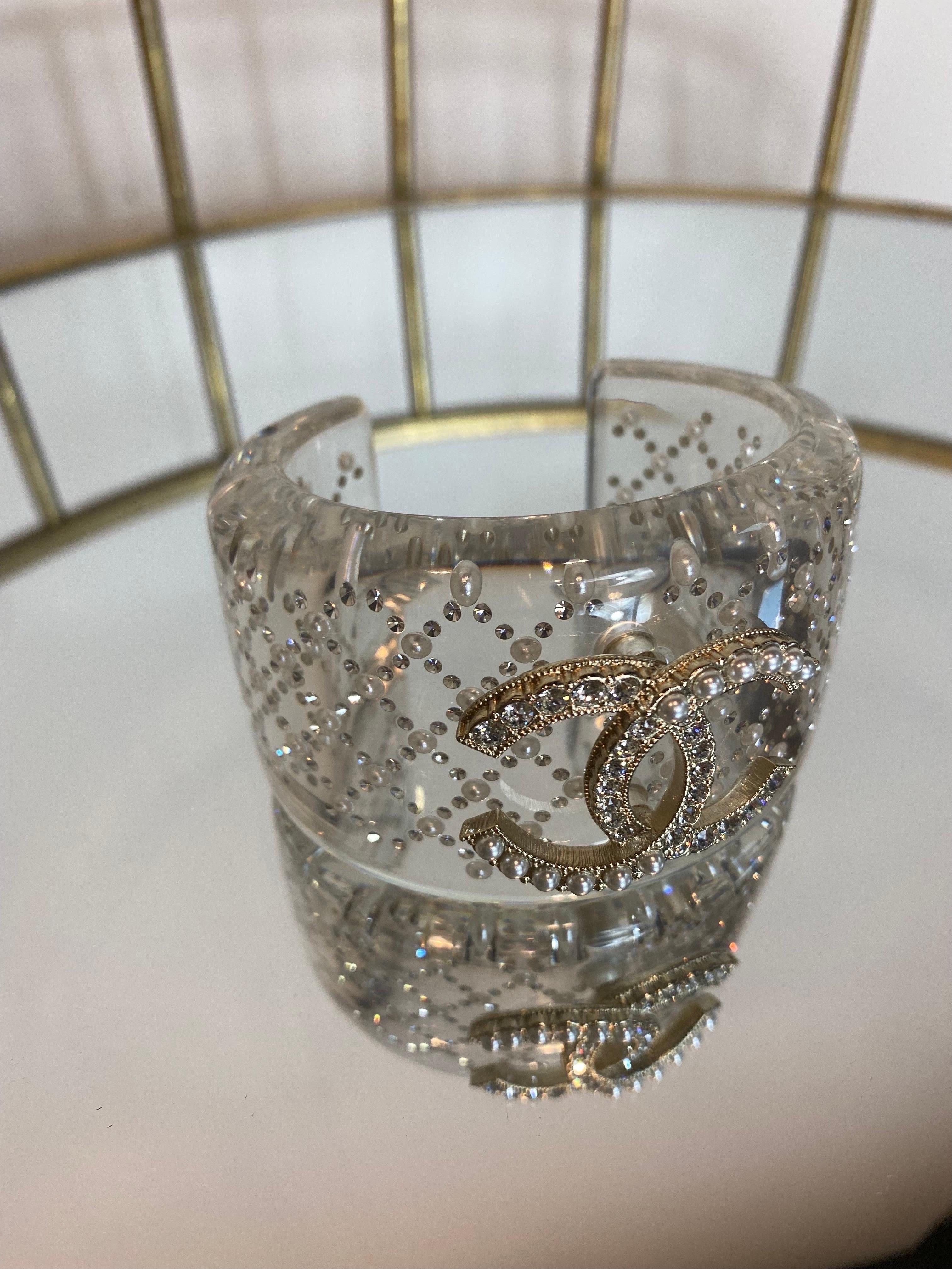 Chanel strass bracelet In Excellent Condition In Carnate, IT