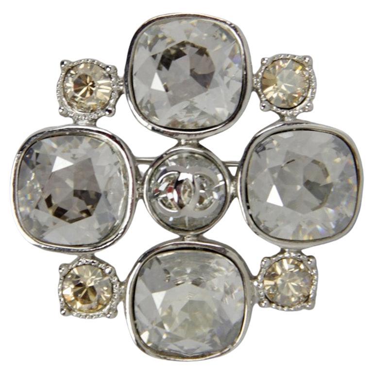 Chanel Strass Kristall Malteser CC Brosche