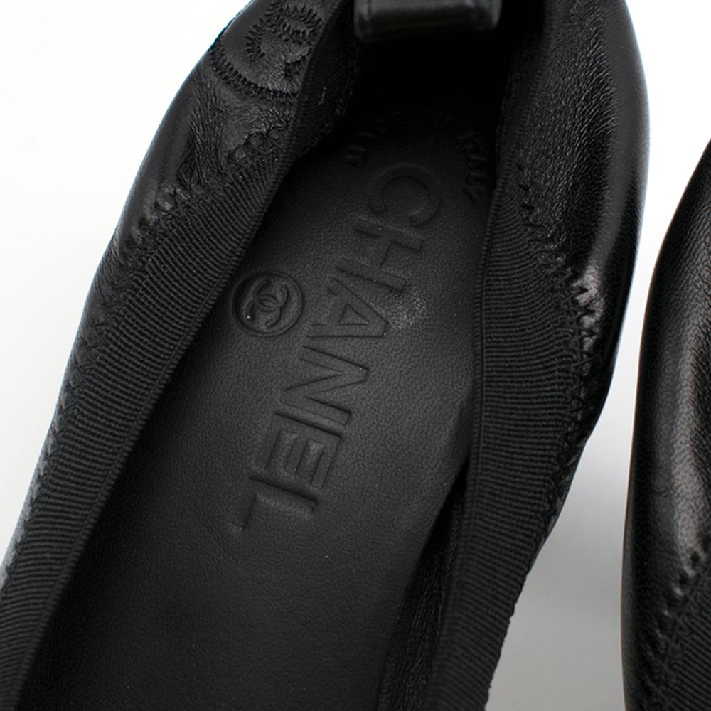 Chanel Stretch Spirit Cap Toe Patent Heel Pumps SIZE 38.5 In Good Condition In London, GB
