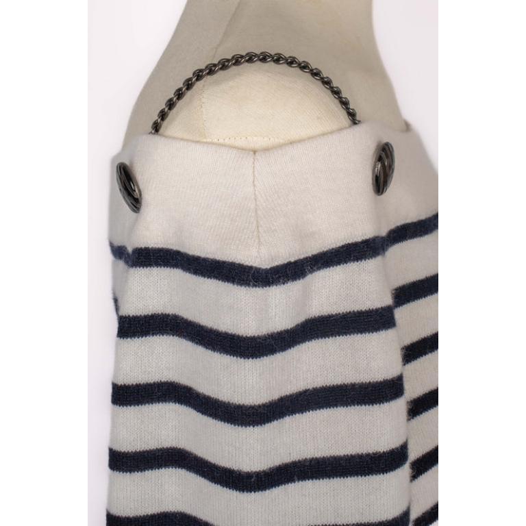Chanel - Top marin rayé - Collection Resort, 2010 en vente 2