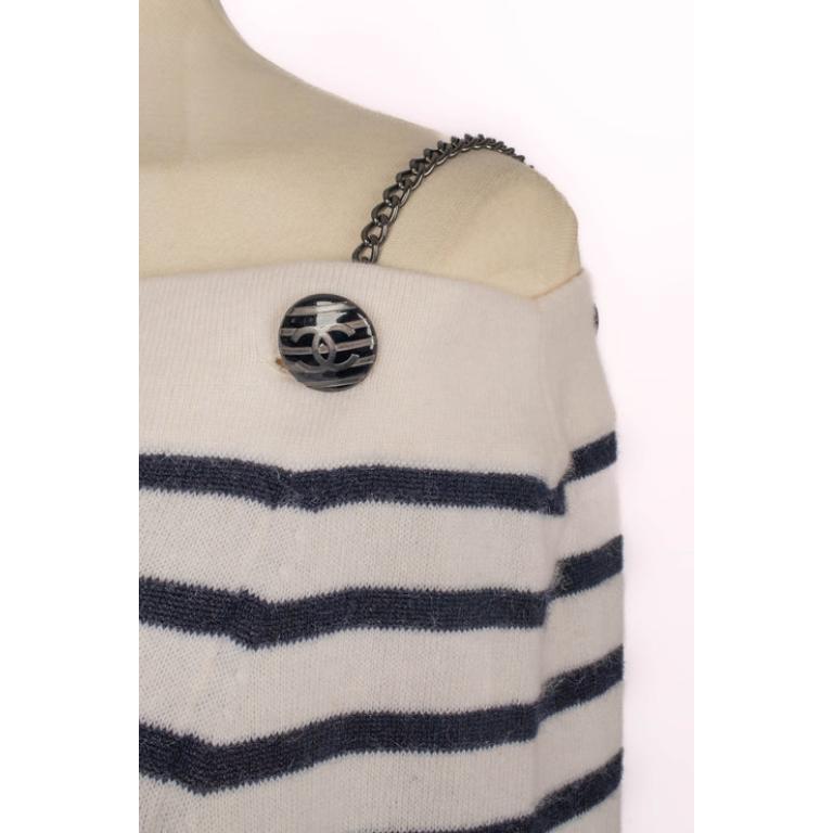 Chanel - Top marin rayé - Collection Resort, 2010 en vente 3