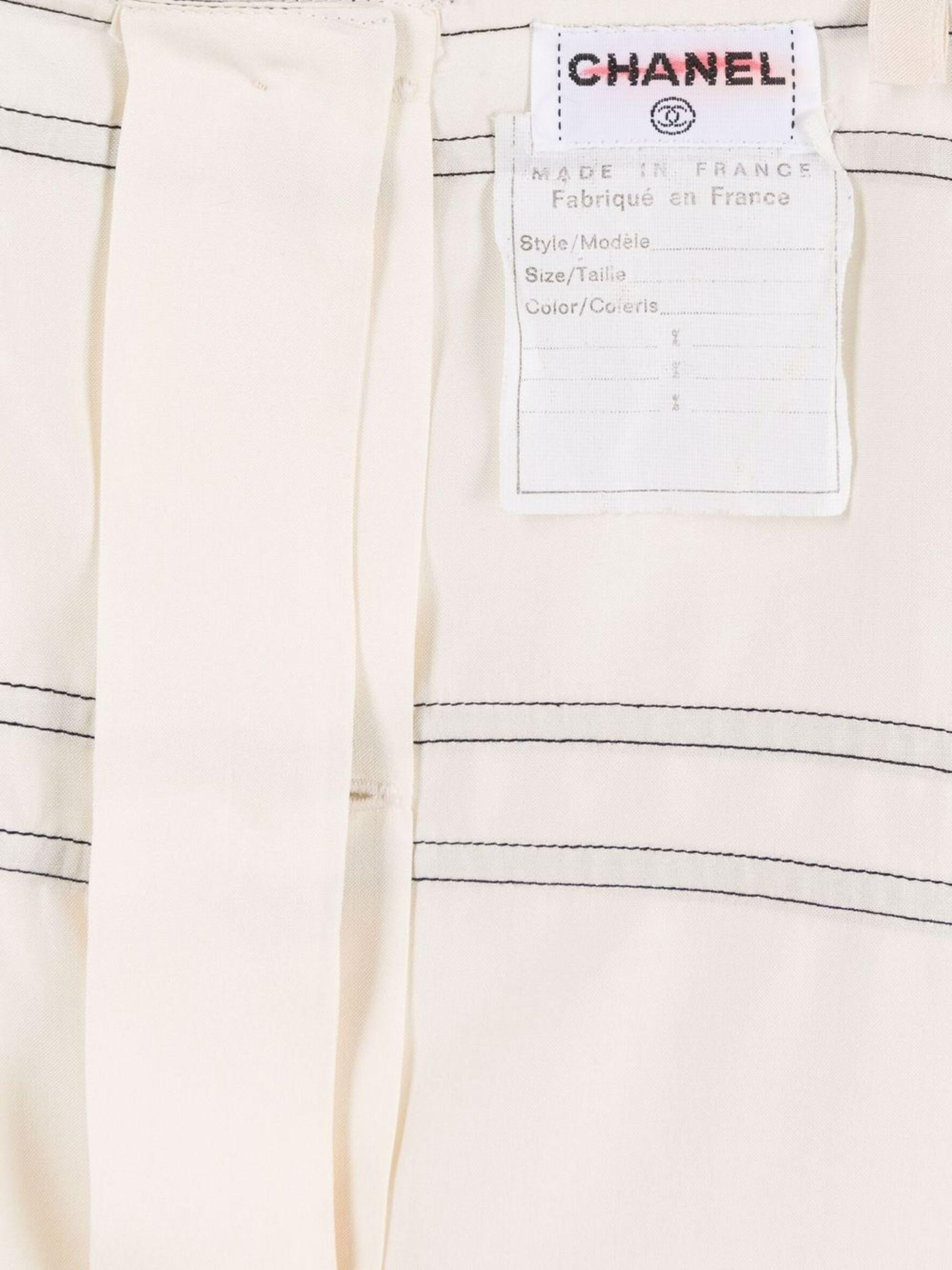 Top in seta a righe Chanel in vendita 1