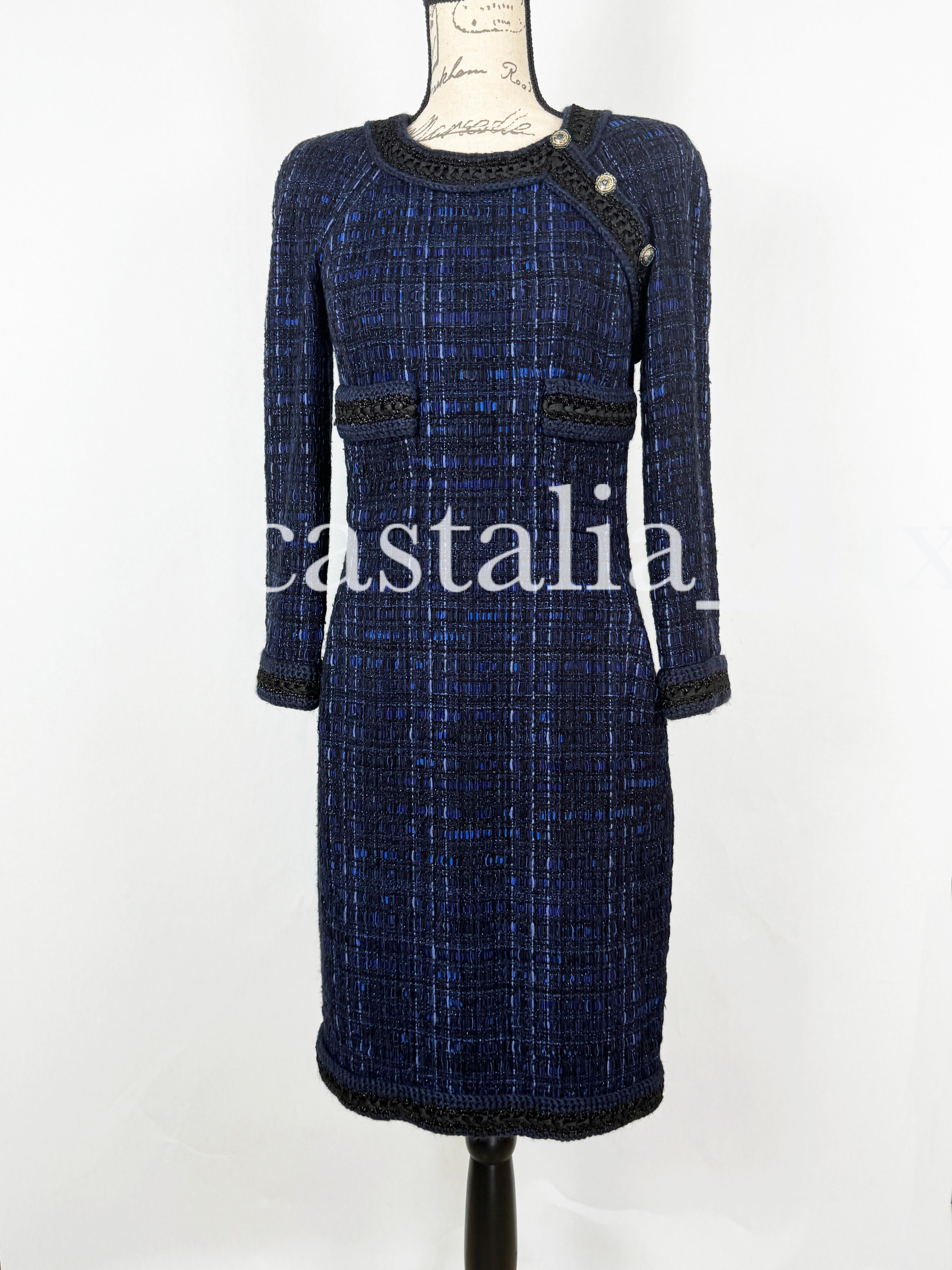 Chanel Atemberaubendes CC Sechseckige Knöpfe Lesage Tweed Kleid im Angebot 7