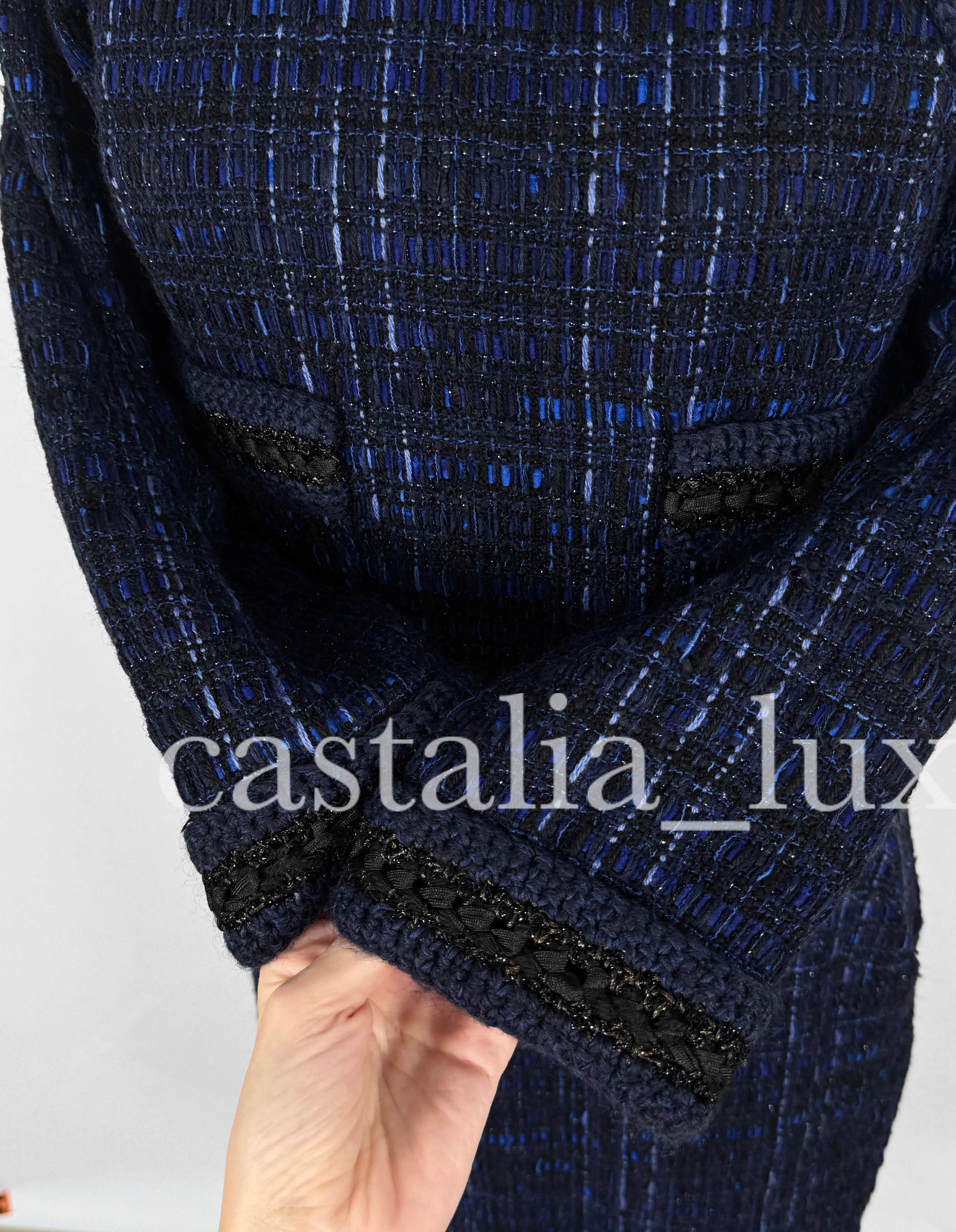 Chanel Superbe robe en tweed Lesage à boutons hexagonaux CC 5