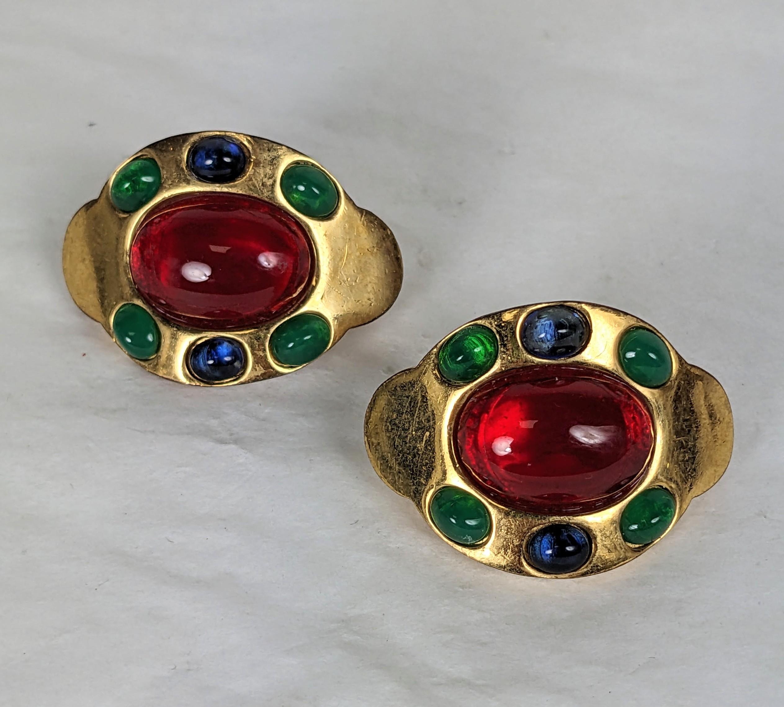 Bizantino Orecchini con cabochon in vetro Gripoix in stile Chanel in vendita