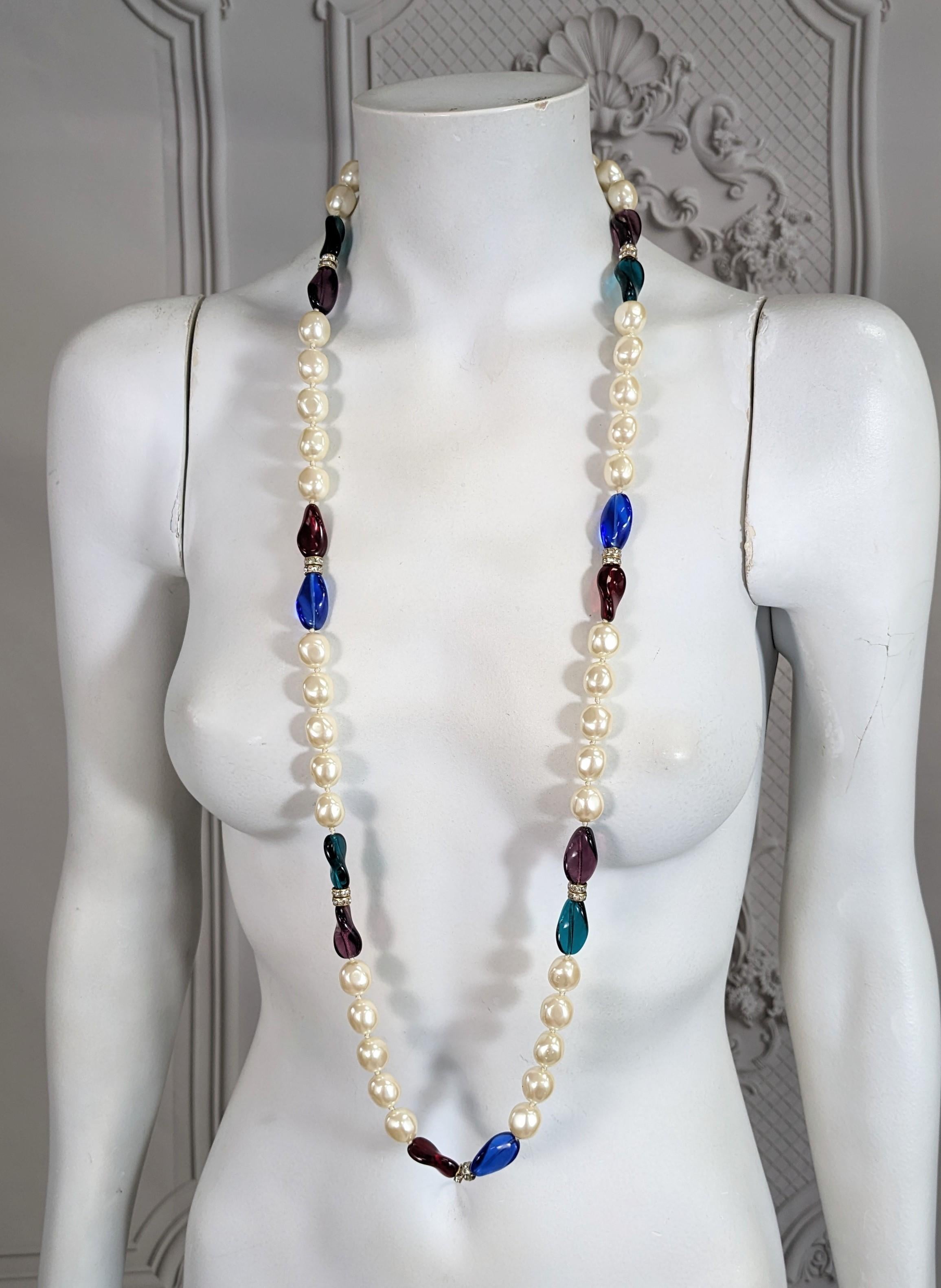 Chanel Style Pearl e Pate de Verre Sautoir in vendita 3
