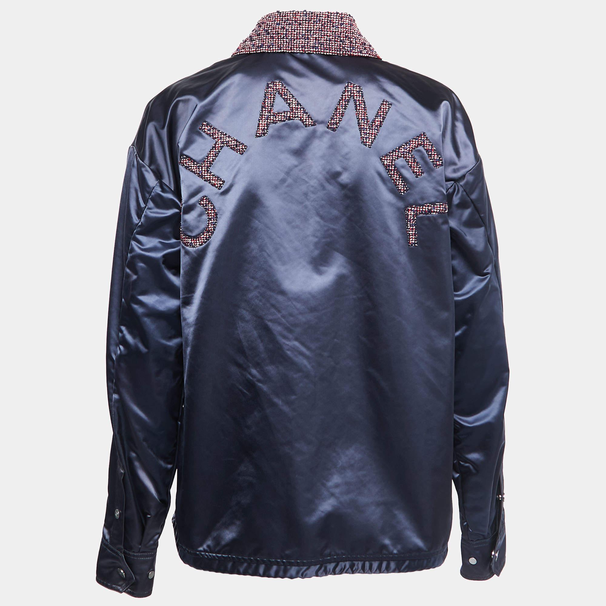 Chanel Stylish Logo Bomber with Tweed Accents In Excellent Condition In Dubai, AE
