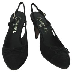 Chanel Wildleder Schwarze Sandalen mit Absatz