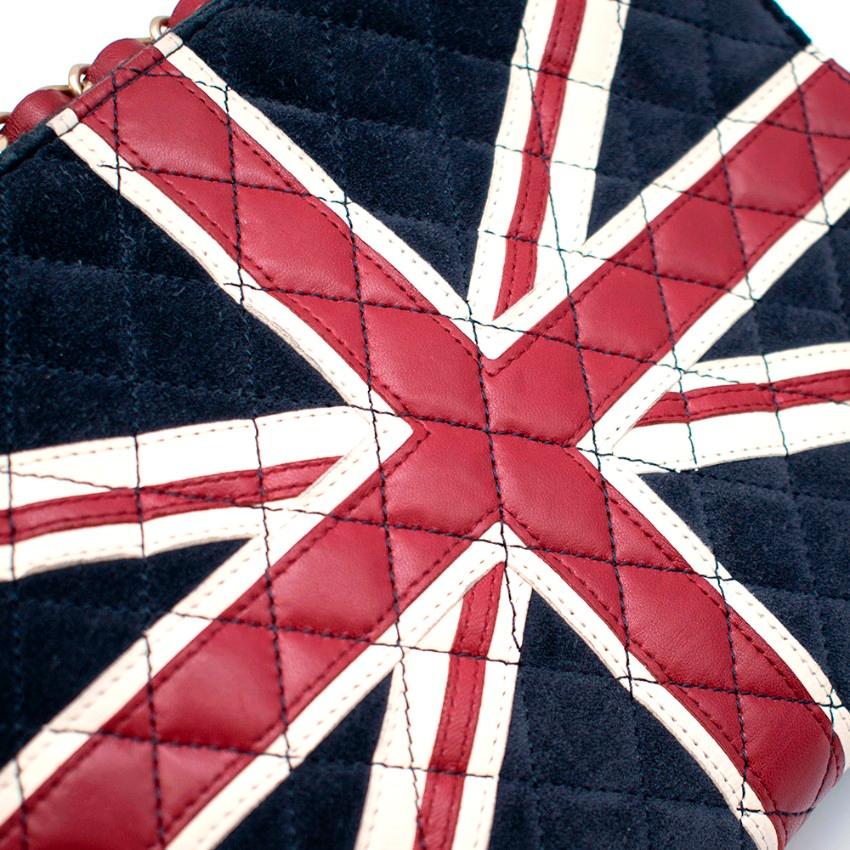 Chanel Suede & Lammfell Union Jack Limited Edition Umhängetasche 4