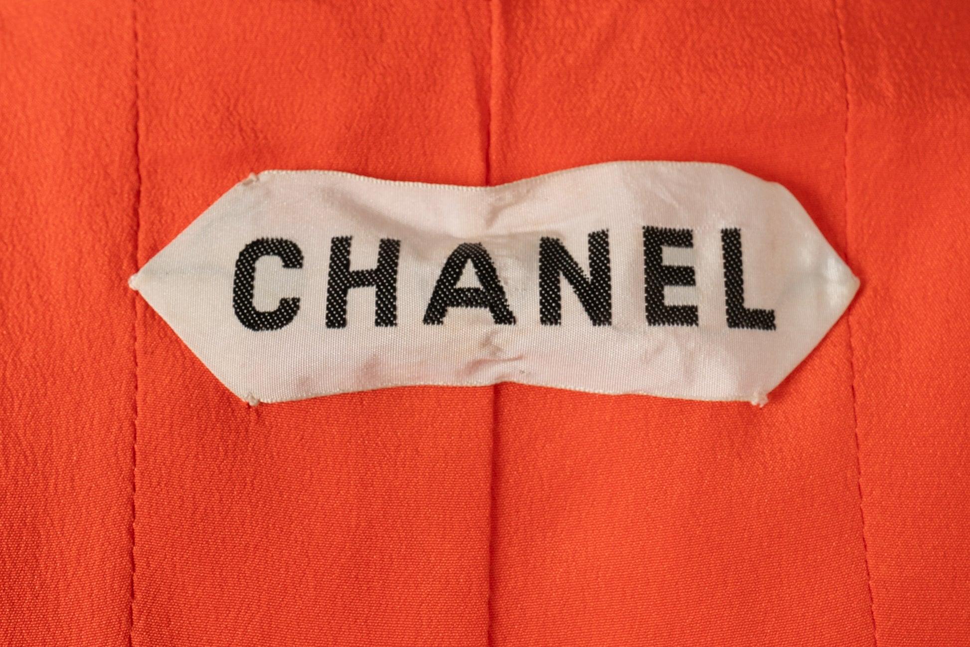 Chanel Suit of Jacket and Skirt Haute Couture, 1995 For Sale 8