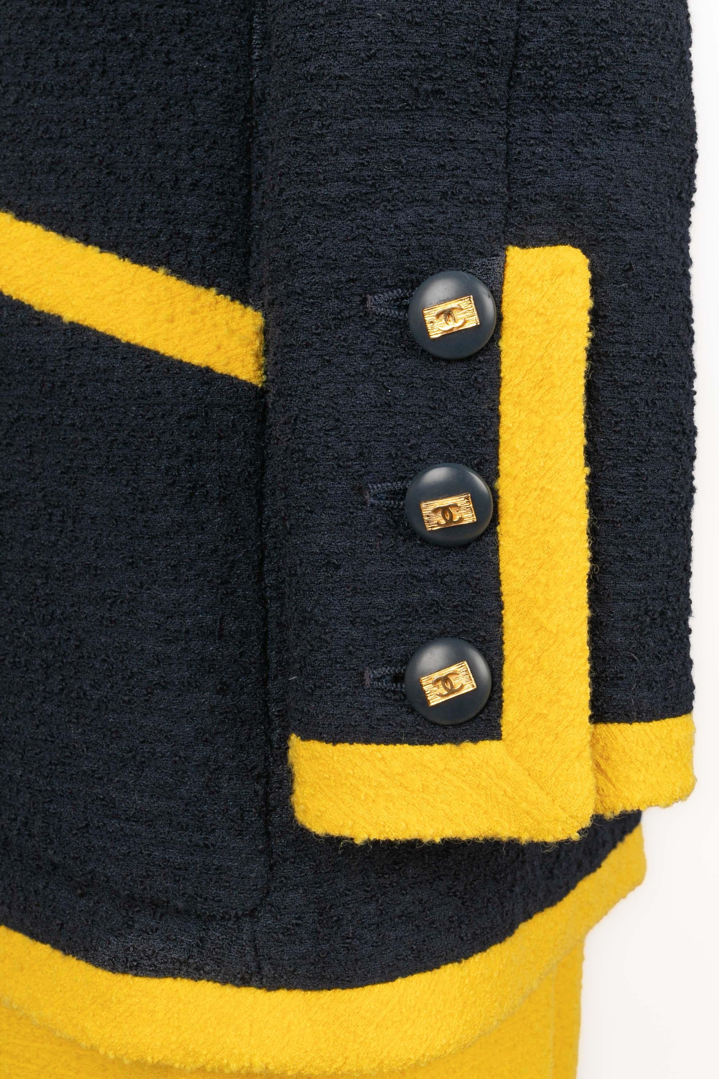 Chanel suit set 1980s For Sale 6