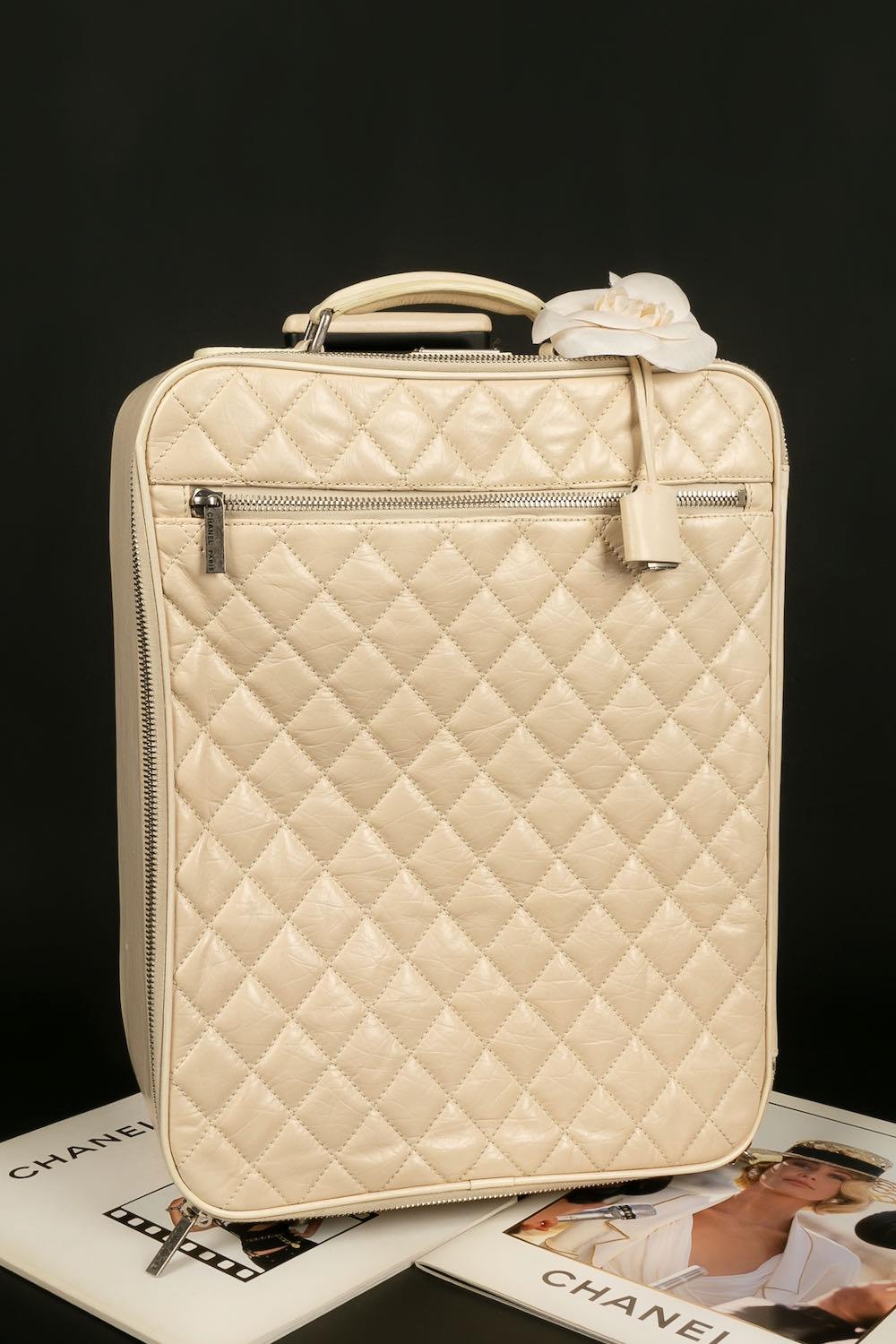 Chanel Suitcase with Two Wheels Paris/New-York, 2005-2006 For Sale 12