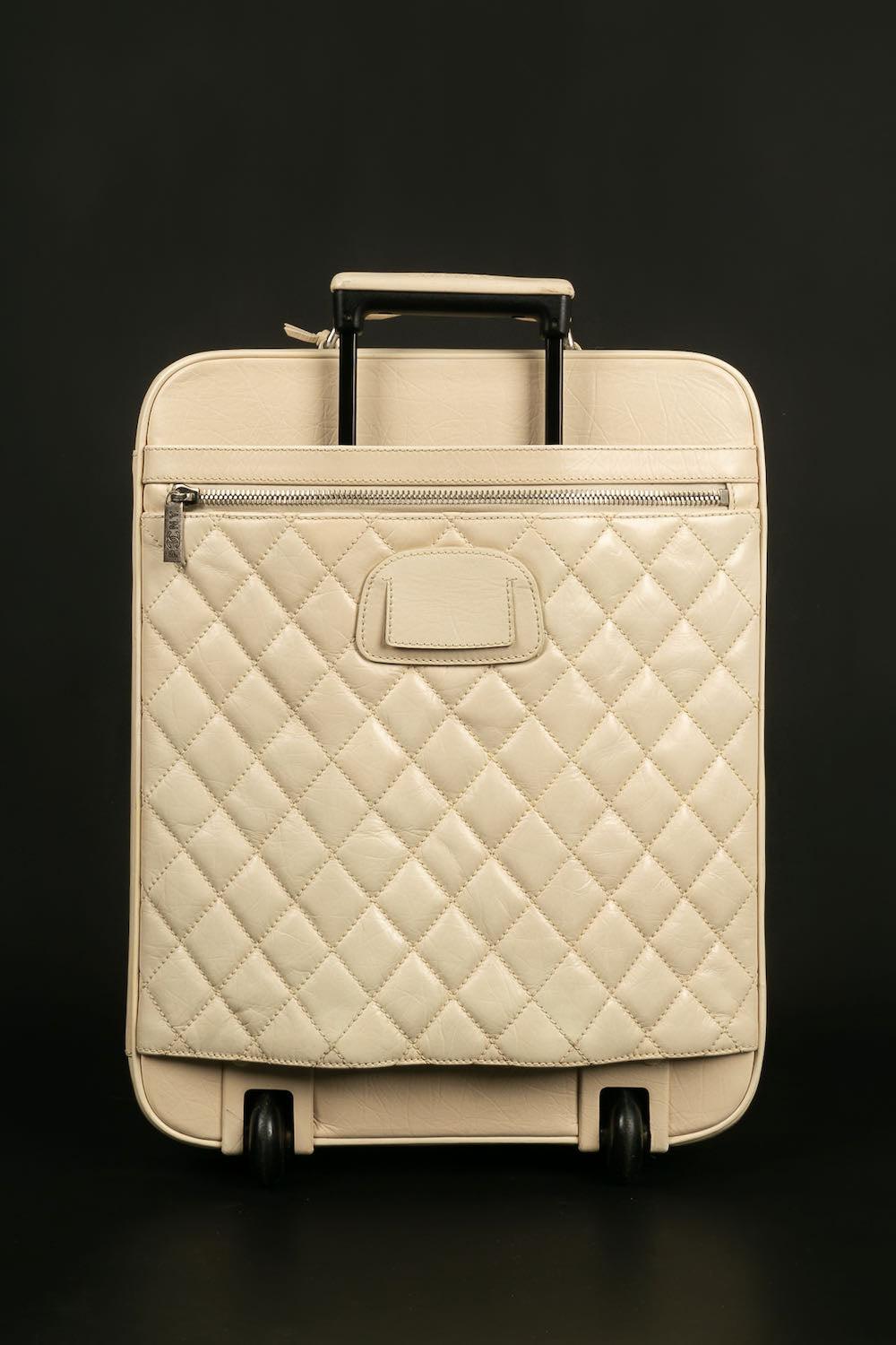 Beige Chanel Suitcase with Two Wheels Paris/New-York, 2005-2006 For Sale