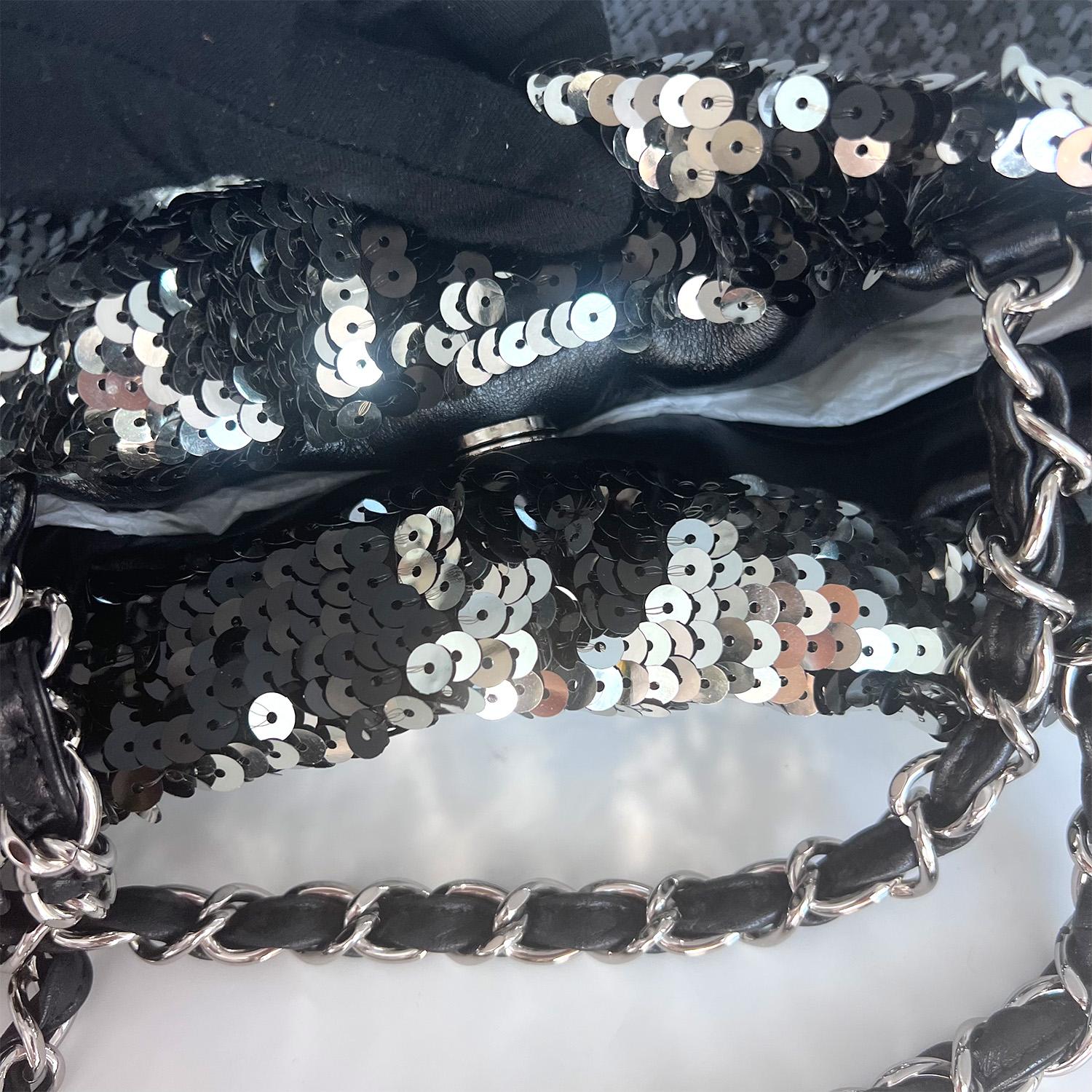 Chanel Summer Nights Sequin Drawstring Tote Small SHW For Sale 15