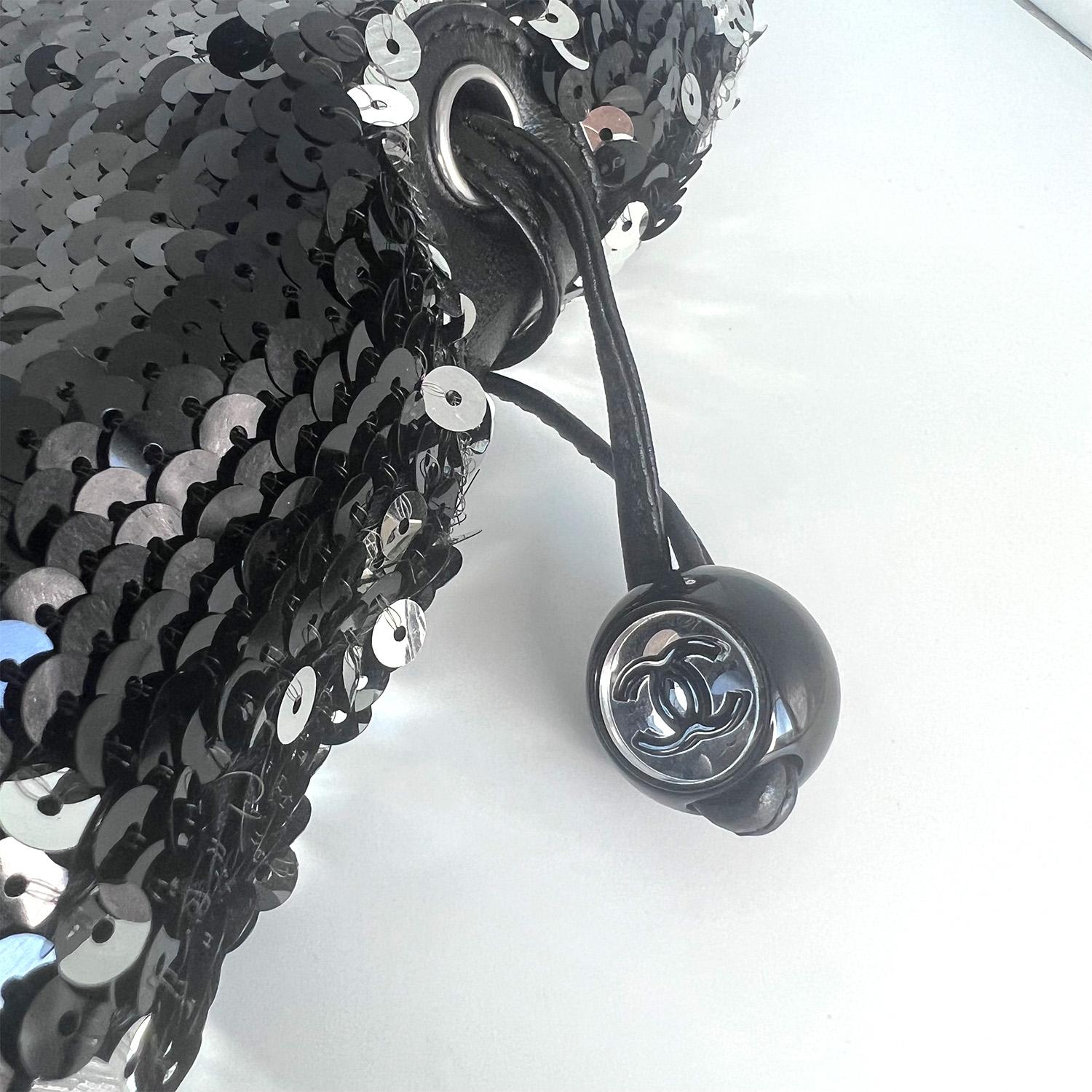 Chanel Summer Nights Sequin Drawstring Tote Small SHW In Good Condition For Sale In London, GB