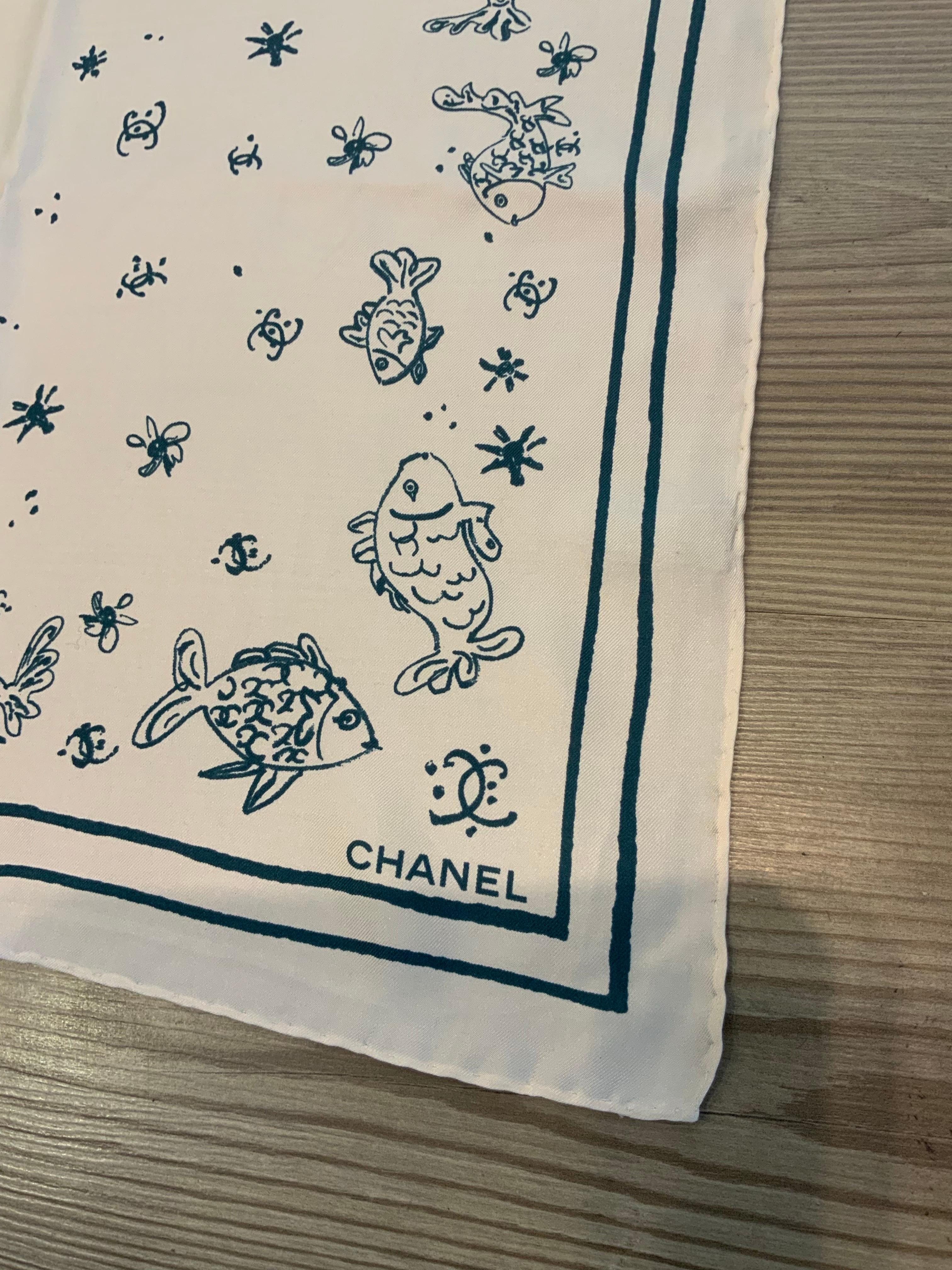 Women's or Men's Chanel Summer Sea Foulard