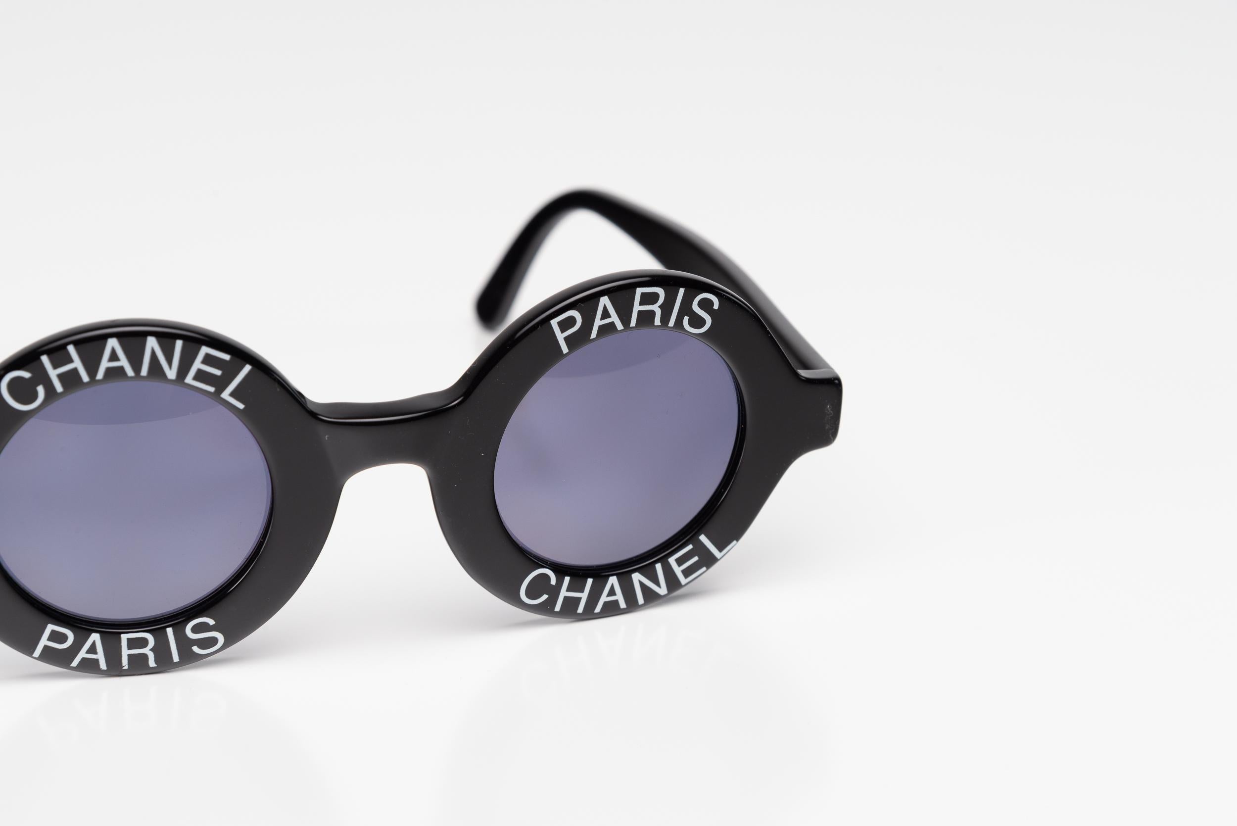 Lunettes de soleil Chanel Vintage 90's Paris CC Logo  en vente 5