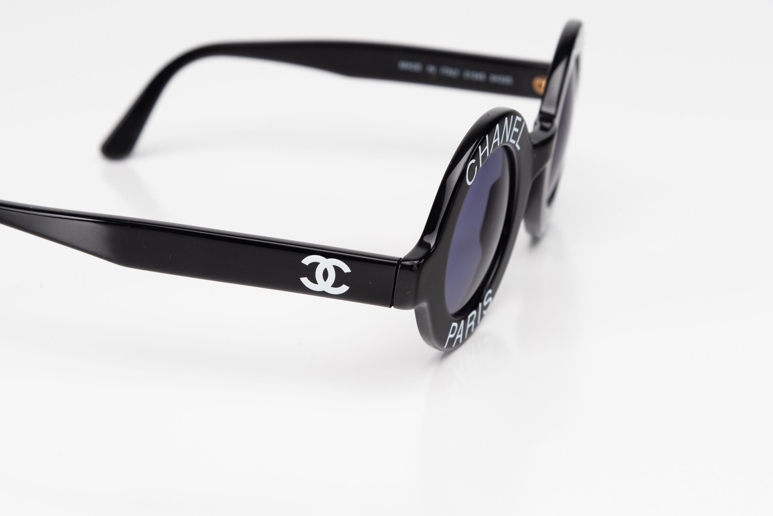 Chanel Sunglasses Vintage 90's Paris CC Logo  For Sale 5
